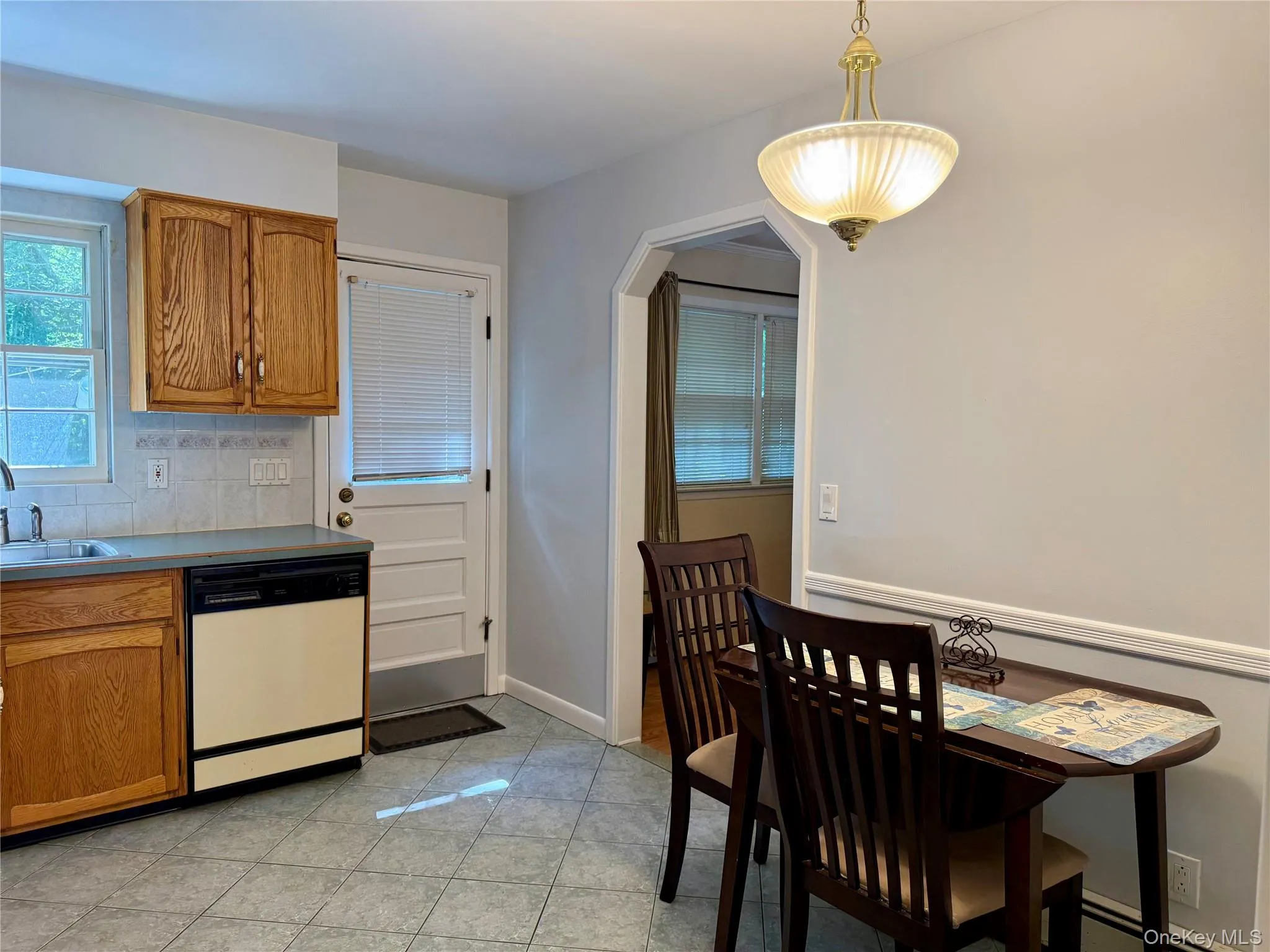 15 Kentwood Drive, Kent, NY, 3 Bedrooms Bedrooms, 8 Rooms Rooms,3 BathroomsBathrooms,Residential Lease,For Rent,Kentwood,0,1041366 15 Kentwood Drive, Kent, NY, 3 Bedrooms Bedrooms, 8 Rooms Rooms,3 BathroomsBathrooms,Residential Lease,For Rent,Kentwood,0,1041366