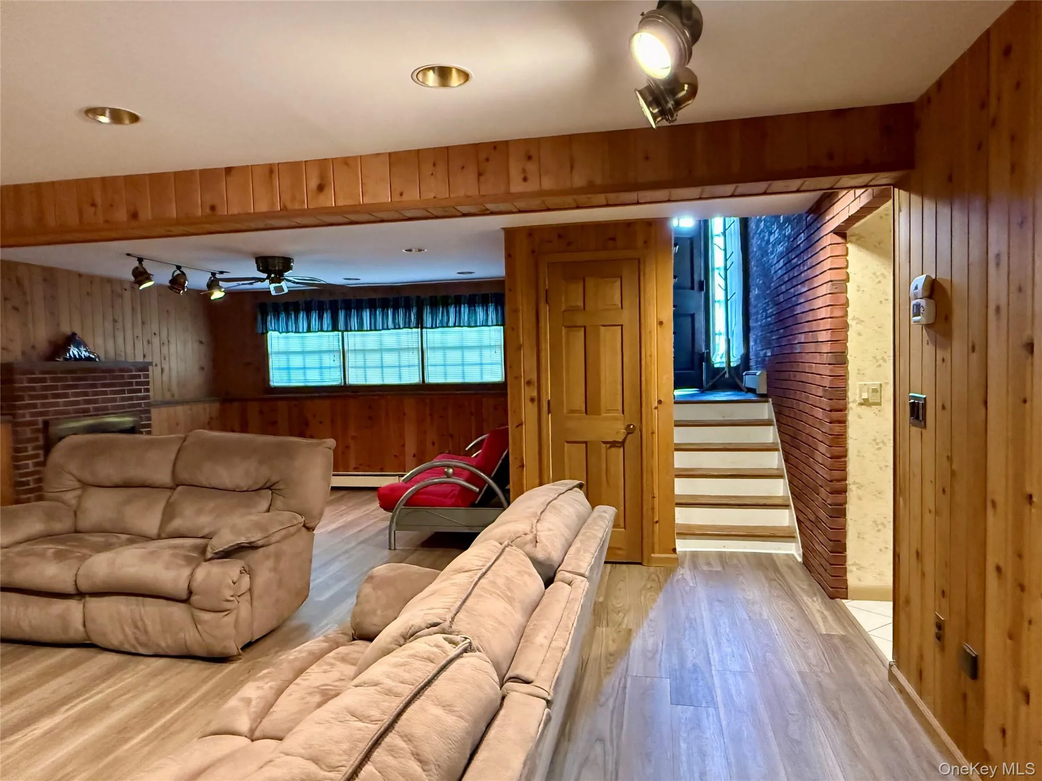 15 Kentwood Drive, Kent, NY, 3 Bedrooms Bedrooms, 8 Rooms Rooms,3 BathroomsBathrooms,Residential Lease,For Rent,Kentwood,0,1041366 15 Kentwood Drive, Kent, NY, 3 Bedrooms Bedrooms, 8 Rooms Rooms,3 BathroomsBathrooms,Residential Lease,For Rent,Kentwood,0,1041366