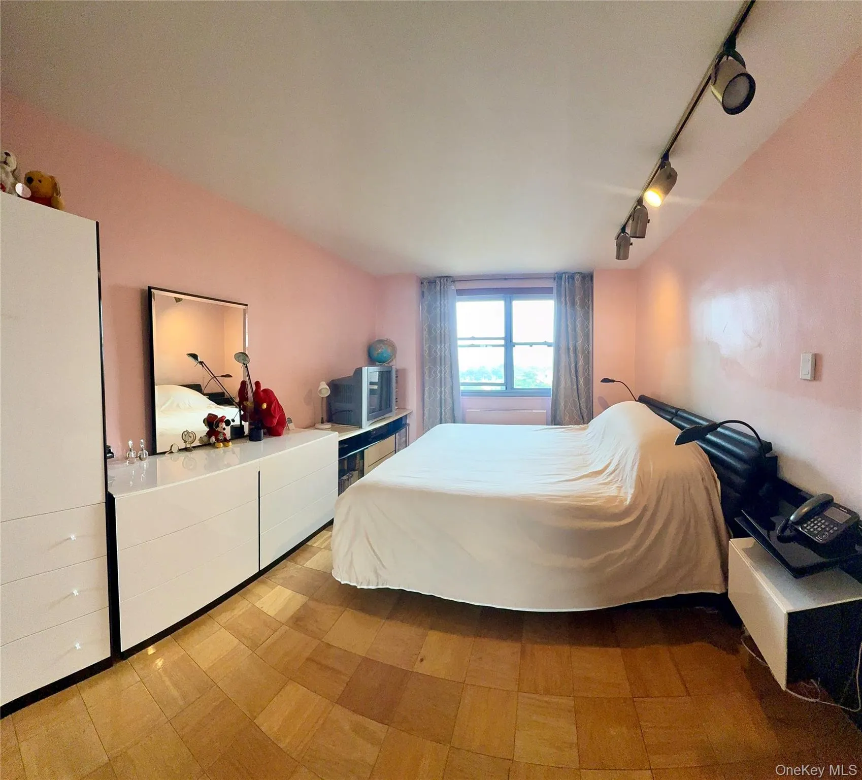 61-20 Grand Central Parkway, New York, NY, 2 Bedrooms Bedrooms, 4 Rooms Rooms,1 BathroomBathrooms,Residential,For Rent,Grand Central,0,1041367 61-20 Grand Central Parkway, New York, NY, 2 Bedrooms Bedrooms, 4 Rooms Rooms,1 BathroomBathrooms,Residential,For Rent,Grand Central,0,1041367