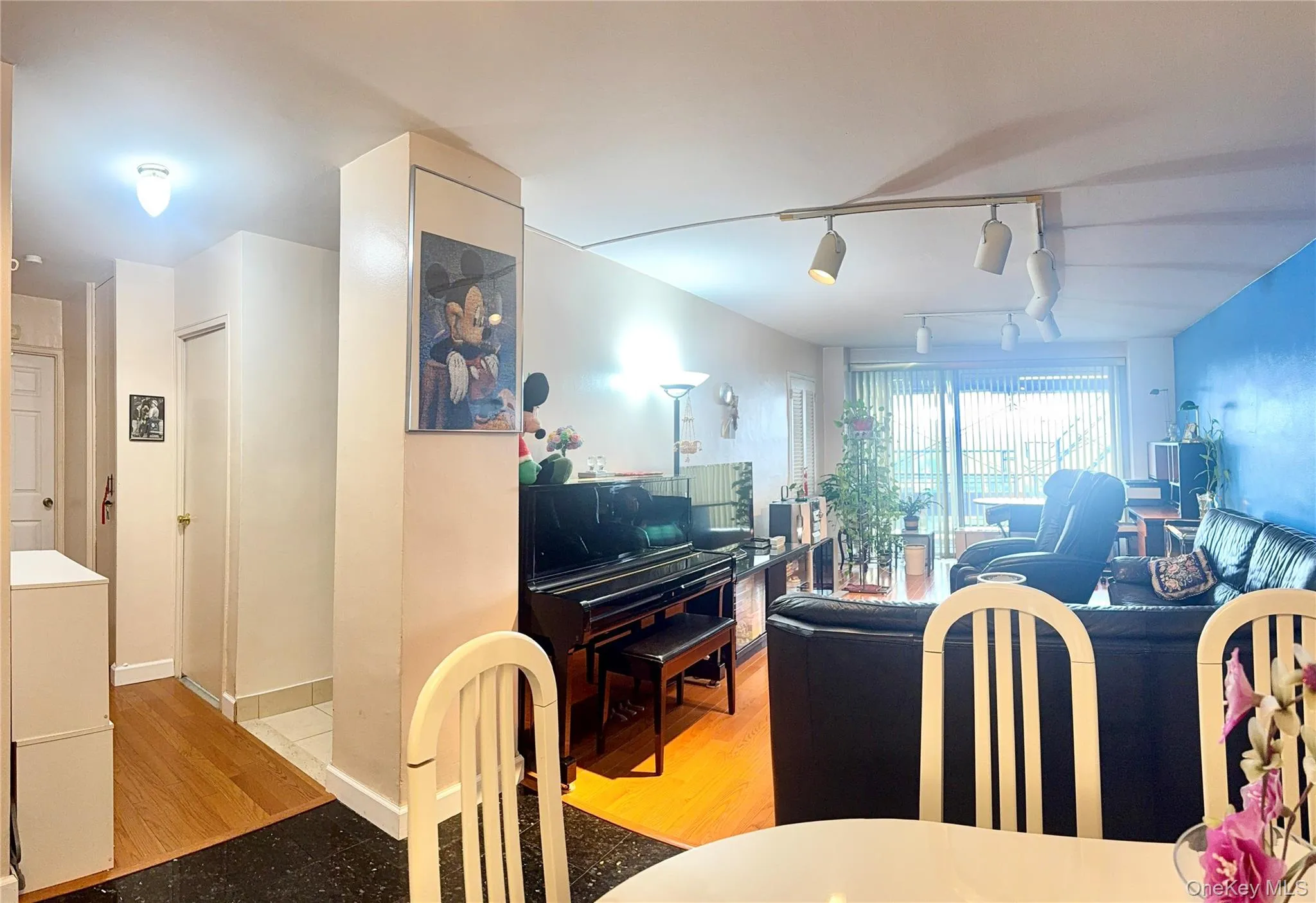 61-20 Grand Central Parkway, New York, NY, 2 Bedrooms Bedrooms, 4 Rooms Rooms,1 BathroomBathrooms,Residential,For Rent,Grand Central,0,1041367 61-20 Grand Central Parkway, New York, NY, 2 Bedrooms Bedrooms, 4 Rooms Rooms,1 BathroomBathrooms,Residential,For Rent,Grand Central,0,1041367
