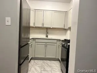 49 Edwards Street, North Hempstead, NY, 1 Bedroom Bedrooms, 3 Rooms Rooms,1 BathroomBathrooms,Residential,For Rent,Edwards,0,1041369 49 Edwards Street, North Hempstead, NY, 1 Bedroom Bedrooms, 3 Rooms Rooms,1 BathroomBathrooms,Residential,For Rent,Edwards,0,1041369