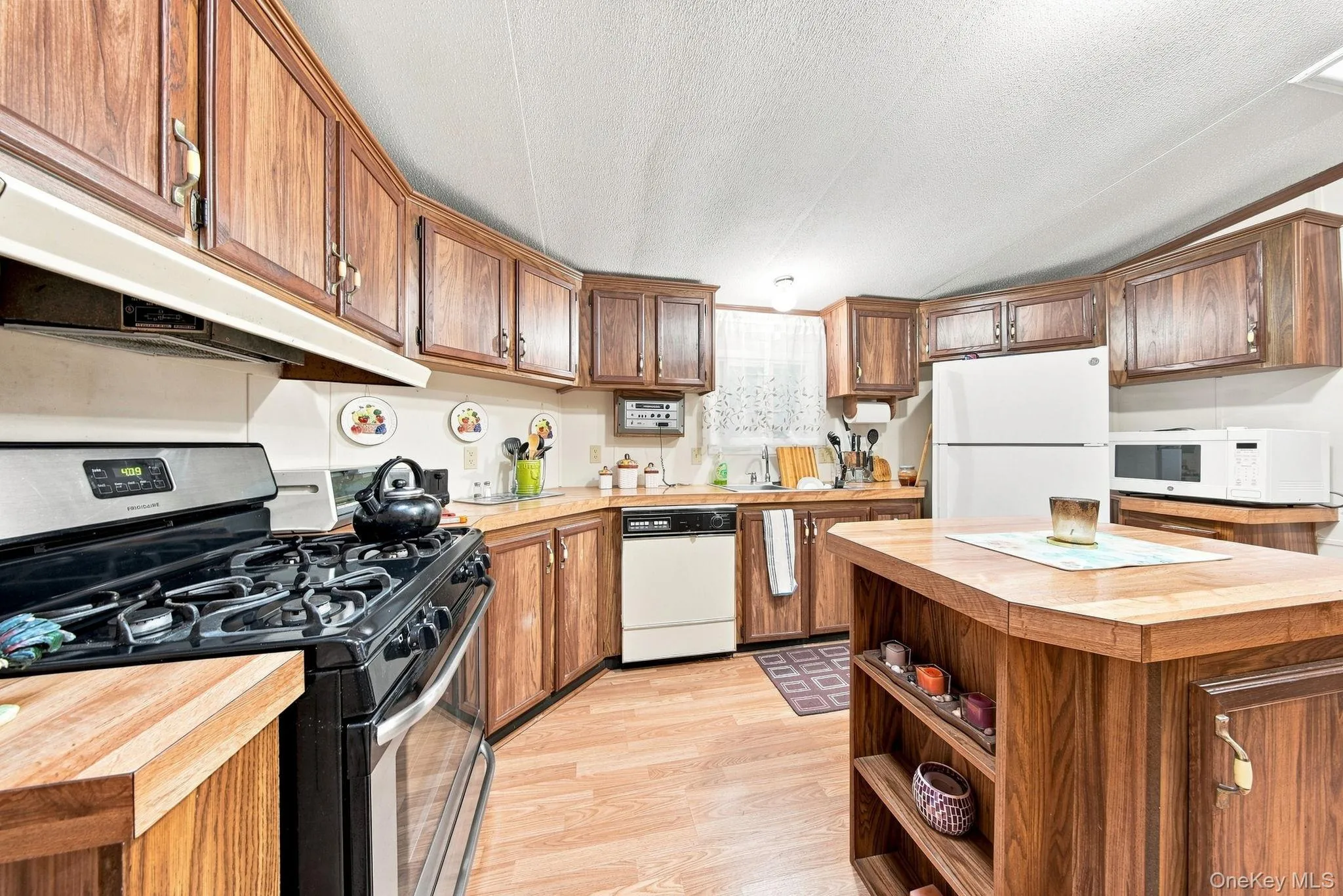 108 Leers Road, Lumberland, NY, 3 Bedrooms Bedrooms, 5 Rooms Rooms,2 BathroomsBathrooms,Residential,For Rent,Leers,0,1041370 108 Leers Road, Lumberland, NY, 3 Bedrooms Bedrooms, 5 Rooms Rooms,2 BathroomsBathrooms,Residential,For Rent,Leers,0,1041370