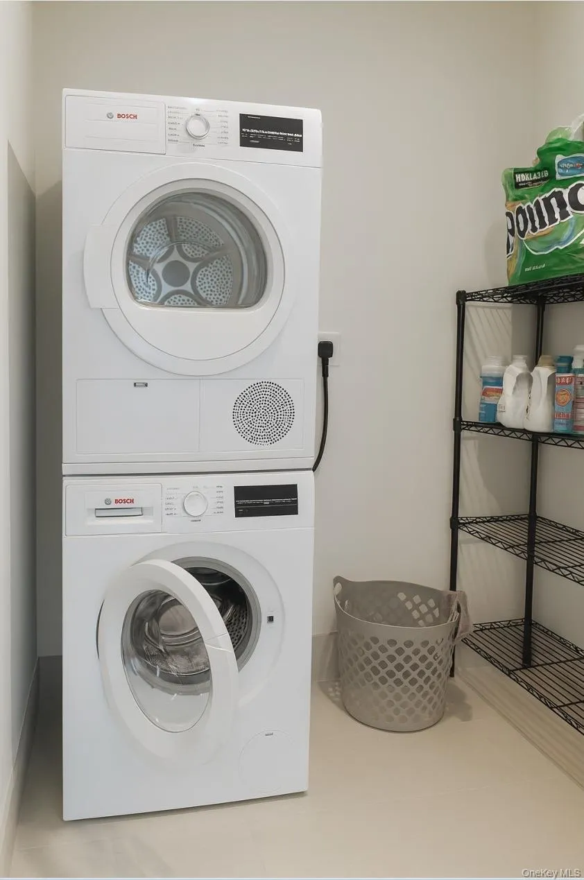 131-03 40th Road, New York, NY, 3 Bedrooms Bedrooms, 8 Rooms Rooms,3 BathroomsBathrooms,Residential Lease,For Rent,40th,0,1041383 131-03 40th Road, New York, NY, 3 Bedrooms Bedrooms, 8 Rooms Rooms,3 BathroomsBathrooms,Residential Lease,For Rent,40th,0,1041383