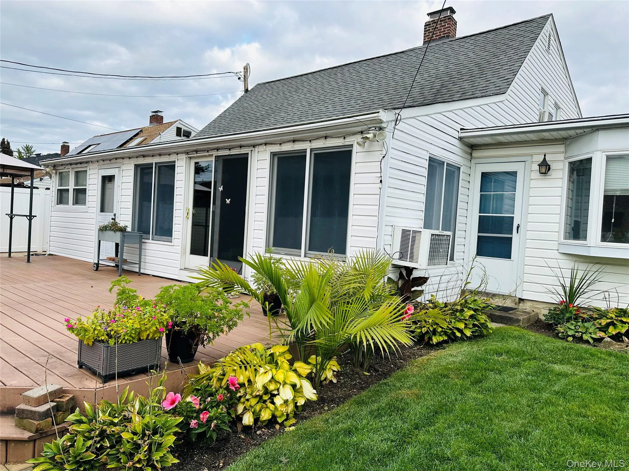86 Shepherd Lane, Hempstead, NY, 5 Bedrooms Bedrooms, 11 Rooms Rooms,2 BathroomsBathrooms,Residential Lease,For Rent,Shepherd,0,1041388 86 Shepherd Lane, Hempstead, NY, 5 Bedrooms Bedrooms, 11 Rooms Rooms,2 BathroomsBathrooms,Residential Lease,For Rent,Shepherd,0,1041388