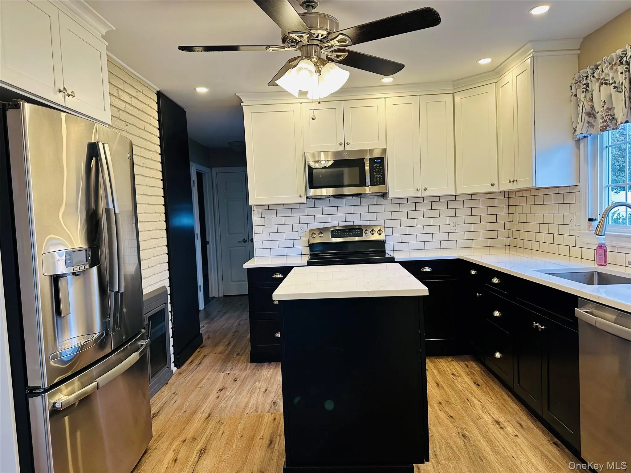 86 Shepherd Lane, Hempstead, NY, 5 Bedrooms Bedrooms, 11 Rooms Rooms,2 BathroomsBathrooms,Residential Lease,For Rent,Shepherd,0,1041388 86 Shepherd Lane, Hempstead, NY, 5 Bedrooms Bedrooms, 11 Rooms Rooms,2 BathroomsBathrooms,Residential Lease,For Rent,Shepherd,0,1041388