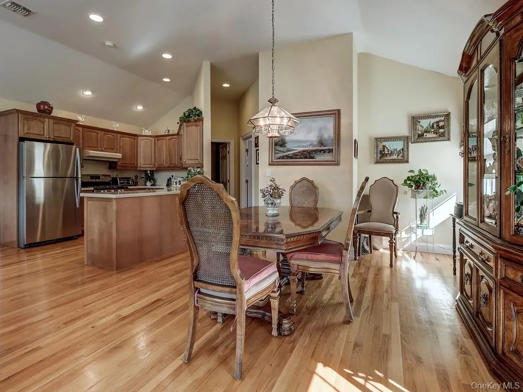 17 Constitution Court, Tuxedo, NY, 5 Bedrooms Bedrooms, 17 Rooms Rooms,4 BathroomsBathrooms,Residential,For Rent,Constitution,0,1041395 17 Constitution Court, Tuxedo, NY, 5 Bedrooms Bedrooms, 17 Rooms Rooms,4 BathroomsBathrooms,Residential,For Rent,Constitution,0,1041395
