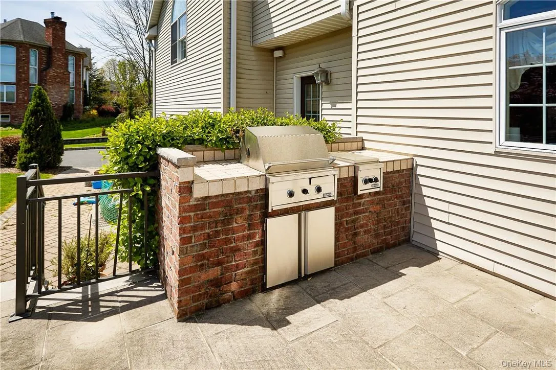 17 Constitution Court, Tuxedo, NY, 5 Bedrooms Bedrooms, 17 Rooms Rooms,4 BathroomsBathrooms,Residential,For Rent,Constitution,0,1041395 17 Constitution Court, Tuxedo, NY, 5 Bedrooms Bedrooms, 17 Rooms Rooms,4 BathroomsBathrooms,Residential,For Rent,Constitution,0,1041395