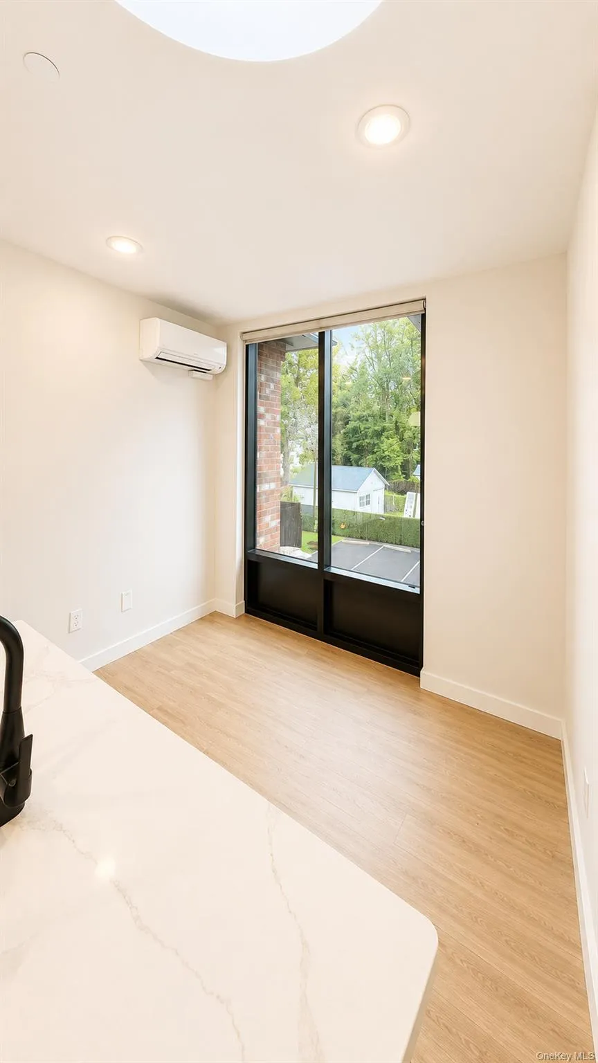 136 south, Poughkeepsie, NY, 1 Bedroom Bedrooms, 4 Rooms Rooms,1 BathroomBathrooms,Residential Lease,For Rent,south,0,1041398 136 south, Poughkeepsie, NY, 1 Bedroom Bedrooms, 4 Rooms Rooms,1 BathroomBathrooms,Residential Lease,For Rent,south,0,1041398