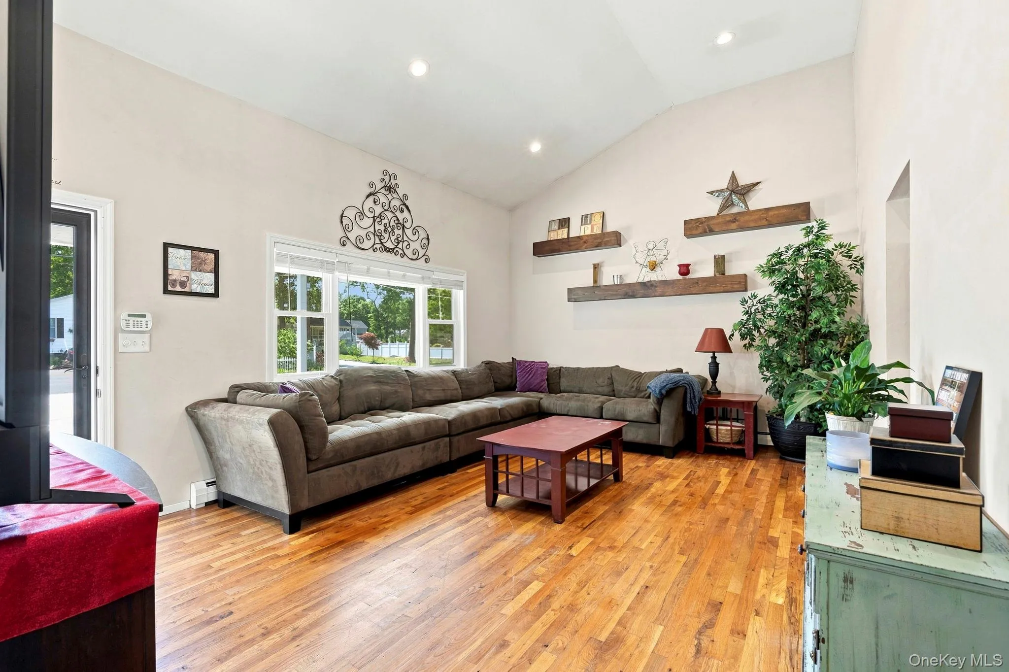 29 Moriches Middle Island Road, Brookhaven, NY, 3 Bedrooms Bedrooms, 6 Rooms Rooms,2 BathroomsBathrooms,Residential,For Rent,Moriches Middle Island,0,1041404 29 Moriches Middle Island Road, Brookhaven, NY, 3 Bedrooms Bedrooms, 6 Rooms Rooms,2 BathroomsBathrooms,Residential,For Rent,Moriches Middle Island,0,1041404