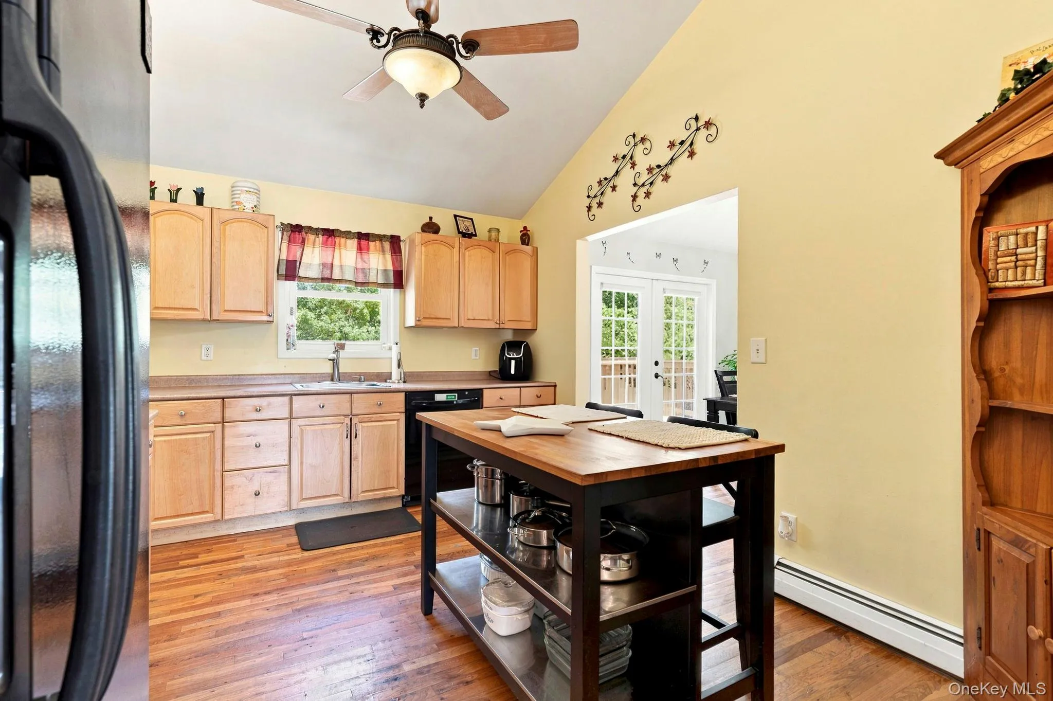 29 Moriches Middle Island Road, Brookhaven, NY, 3 Bedrooms Bedrooms, 6 Rooms Rooms,2 BathroomsBathrooms,Residential,For Rent,Moriches Middle Island,0,1041404 29 Moriches Middle Island Road, Brookhaven, NY, 3 Bedrooms Bedrooms, 6 Rooms Rooms,2 BathroomsBathrooms,Residential,For Rent,Moriches Middle Island,0,1041404