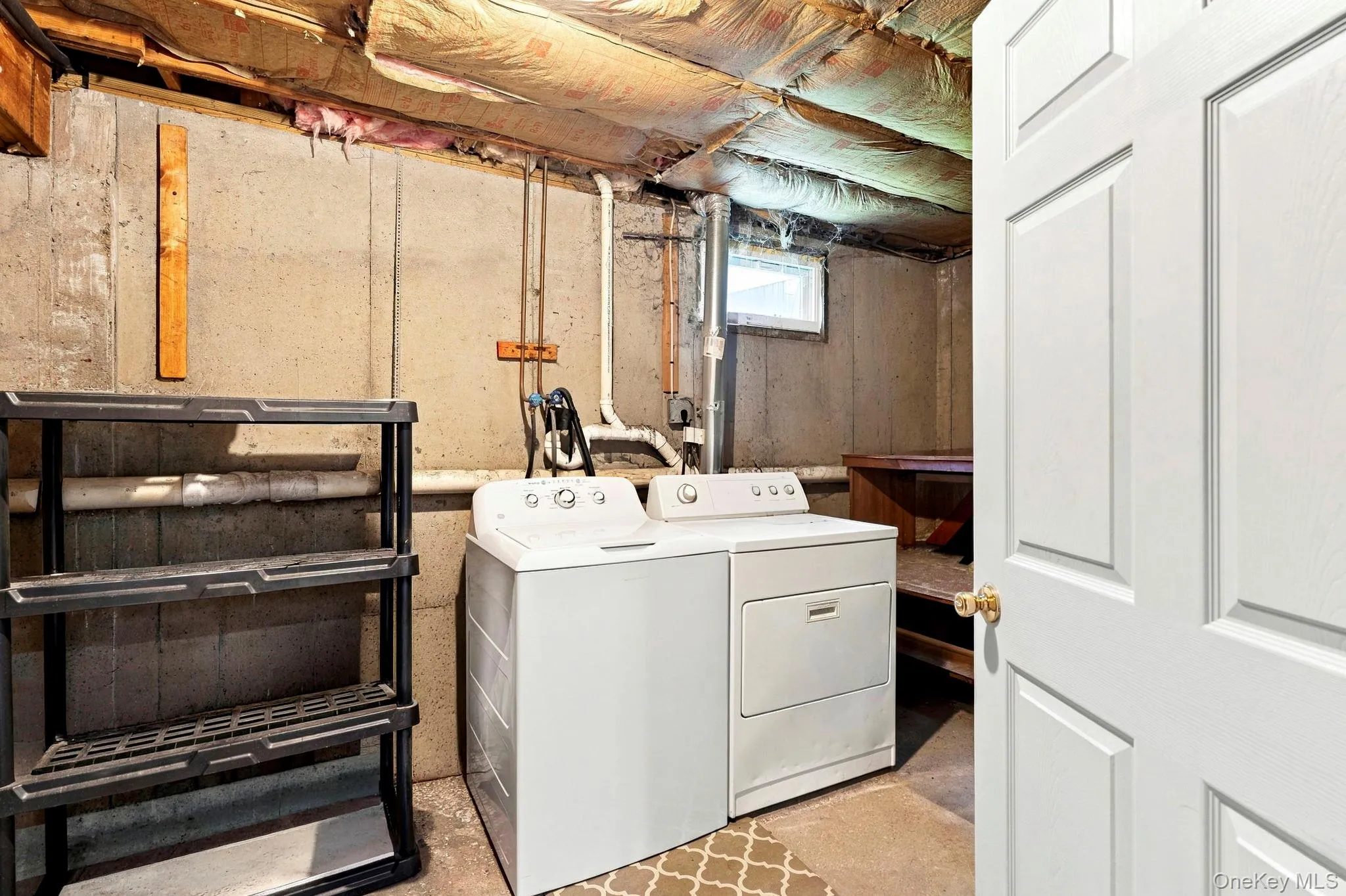 29 Moriches Middle Island Road, Brookhaven, NY, 3 Bedrooms Bedrooms, 6 Rooms Rooms,2 BathroomsBathrooms,Residential,For Rent,Moriches Middle Island,0,1041404 29 Moriches Middle Island Road, Brookhaven, NY, 3 Bedrooms Bedrooms, 6 Rooms Rooms,2 BathroomsBathrooms,Residential,For Rent,Moriches Middle Island,0,1041404