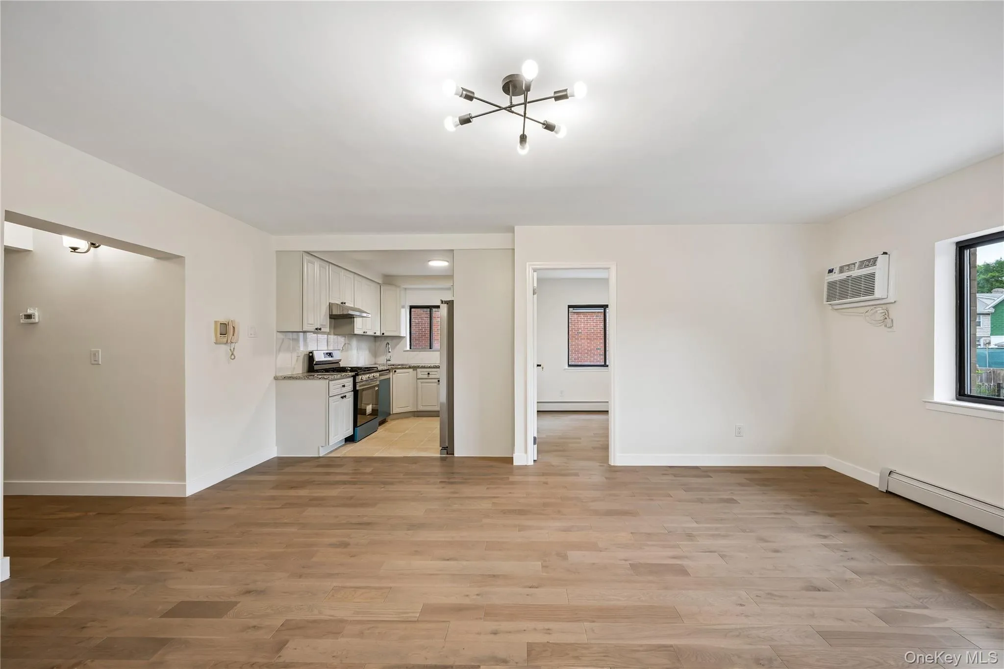 14726 Roosevelt Avenue, New York, NY, 3 Bedrooms Bedrooms, 6 Rooms Rooms,2 BathroomsBathrooms,Residential,For Rent,Roosevelt,0,1041410 14726 Roosevelt Avenue, New York, NY, 3 Bedrooms Bedrooms, 6 Rooms Rooms,2 BathroomsBathrooms,Residential,For Rent,Roosevelt,0,1041410
