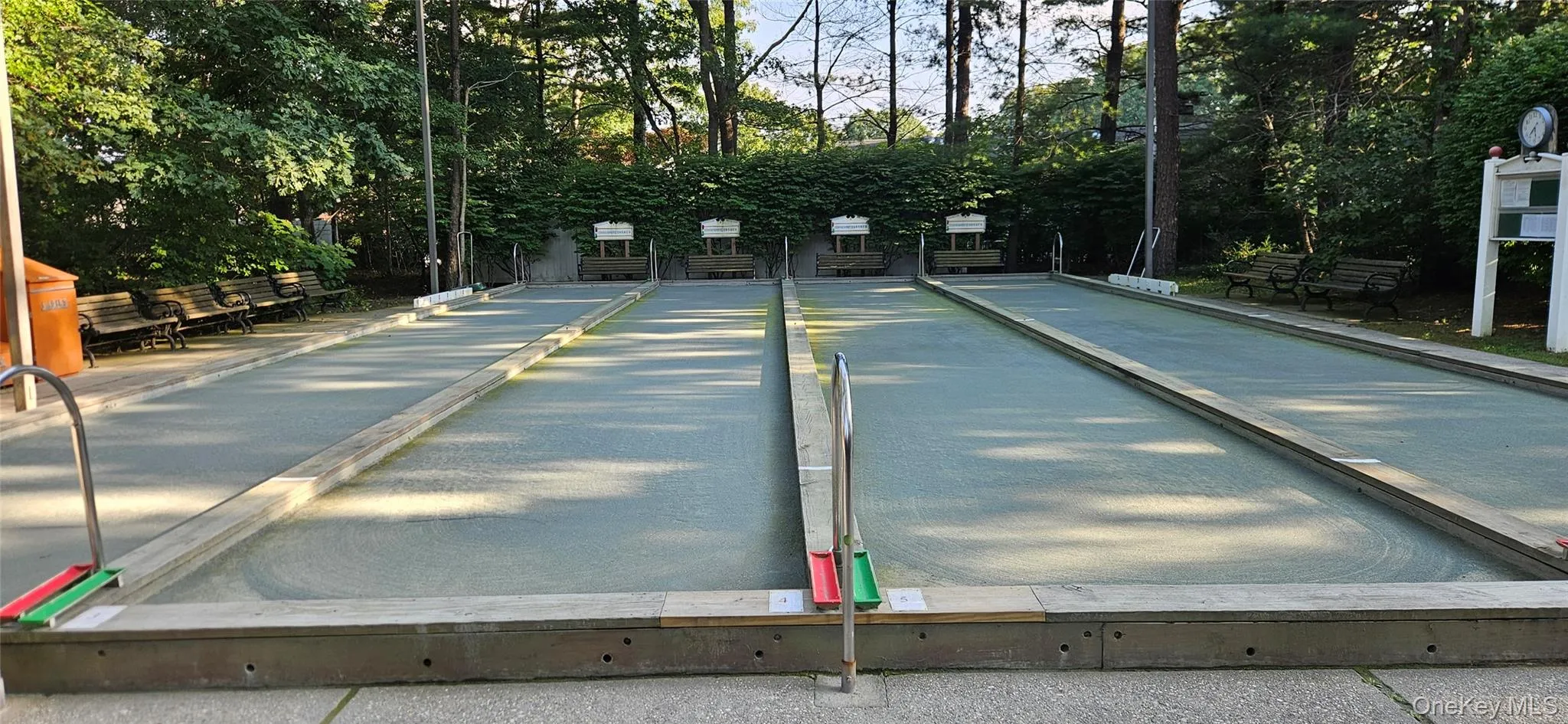 Bocce court enjoyment includes leagues and lots of FUN! Bocce court enjoyment includes leagues and lots of FUN!