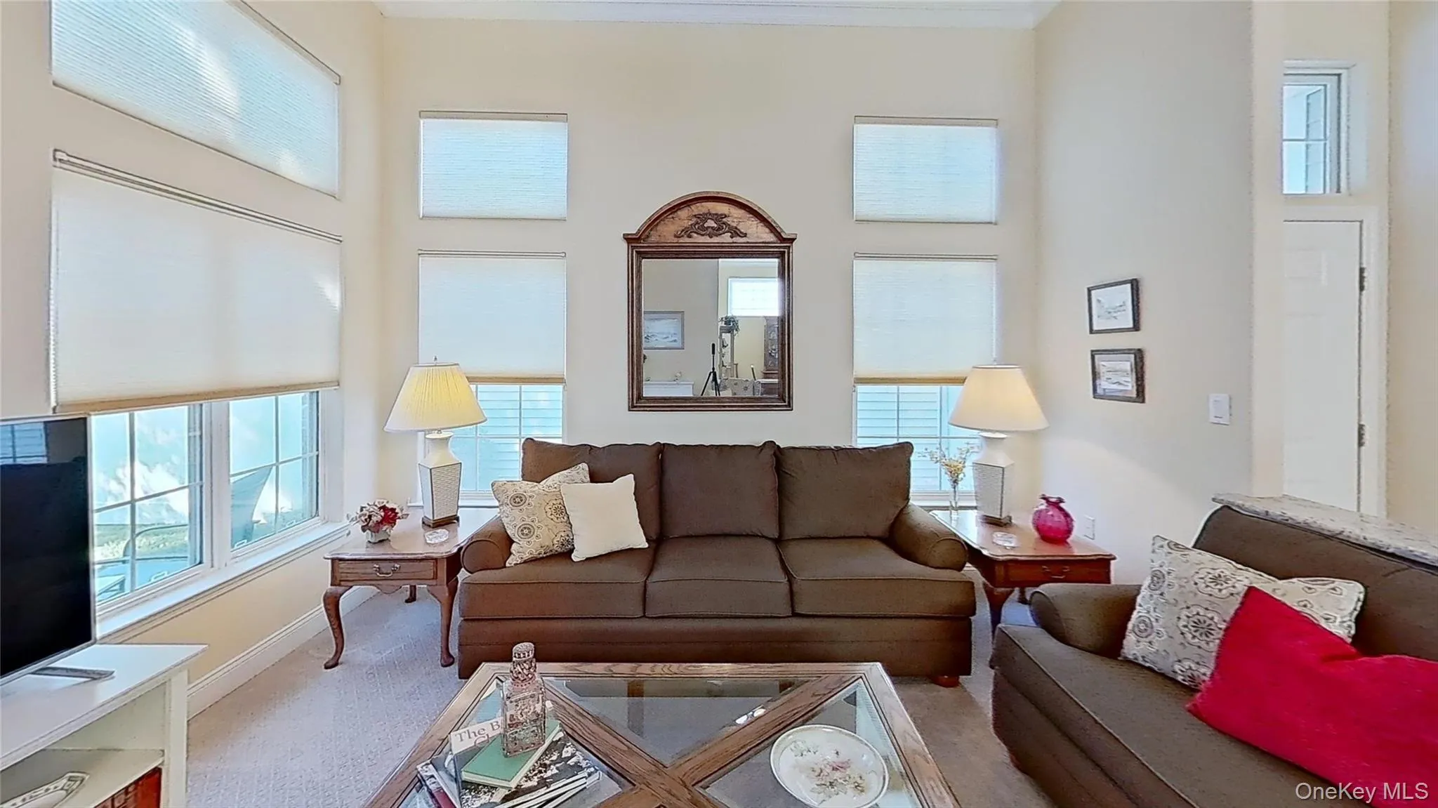 2nd view of this welcoming space, great for gatherings or as a quiet retreat. 2nd view of this welcoming space, great for gatherings or as a quiet retreat.