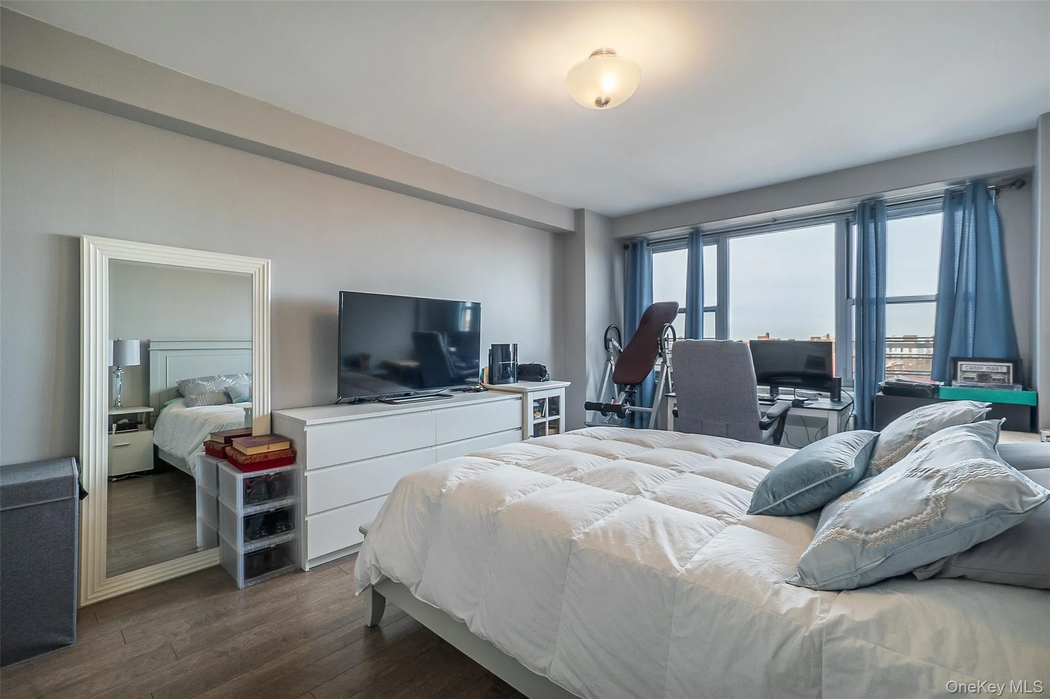 85-15 Main Street, New York, NY, 4 Bedrooms Bedrooms, 9 Rooms Rooms,2 BathroomsBathrooms,Residential,For Rent,Main,0,1041418 85-15 Main Street, New York, NY, 4 Bedrooms Bedrooms, 9 Rooms Rooms,2 BathroomsBathrooms,Residential,For Rent,Main,0,1041418