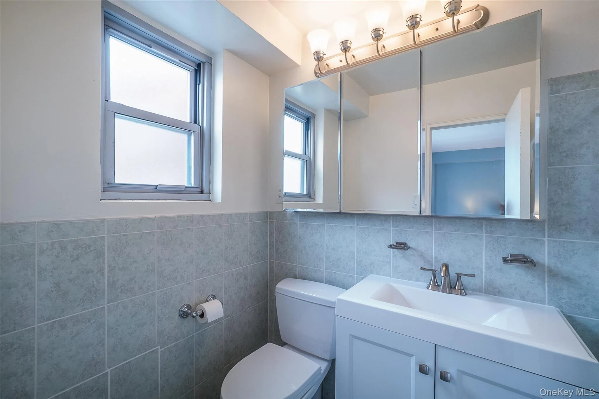 85-15 Main Street, New York, NY, 4 Bedrooms Bedrooms, 9 Rooms Rooms,2 BathroomsBathrooms,Residential,For Rent,Main,0,1041418 85-15 Main Street, New York, NY, 4 Bedrooms Bedrooms, 9 Rooms Rooms,2 BathroomsBathrooms,Residential,For Rent,Main,0,1041418