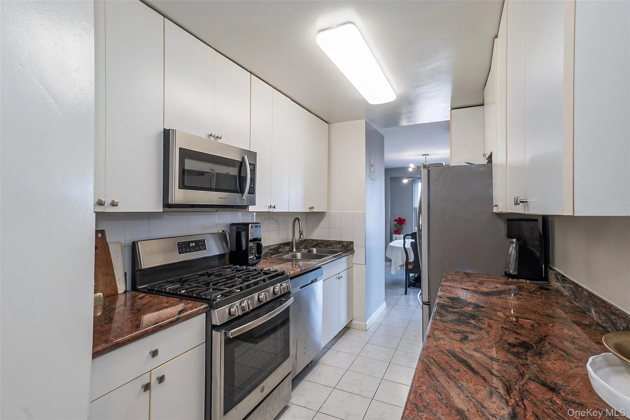 85-15 Main Street, New York, NY, 4 Bedrooms Bedrooms, 9 Rooms Rooms,2 BathroomsBathrooms,Residential,For Rent,Main,0,1041418 85-15 Main Street, New York, NY, 4 Bedrooms Bedrooms, 9 Rooms Rooms,2 BathroomsBathrooms,Residential,For Rent,Main,0,1041418