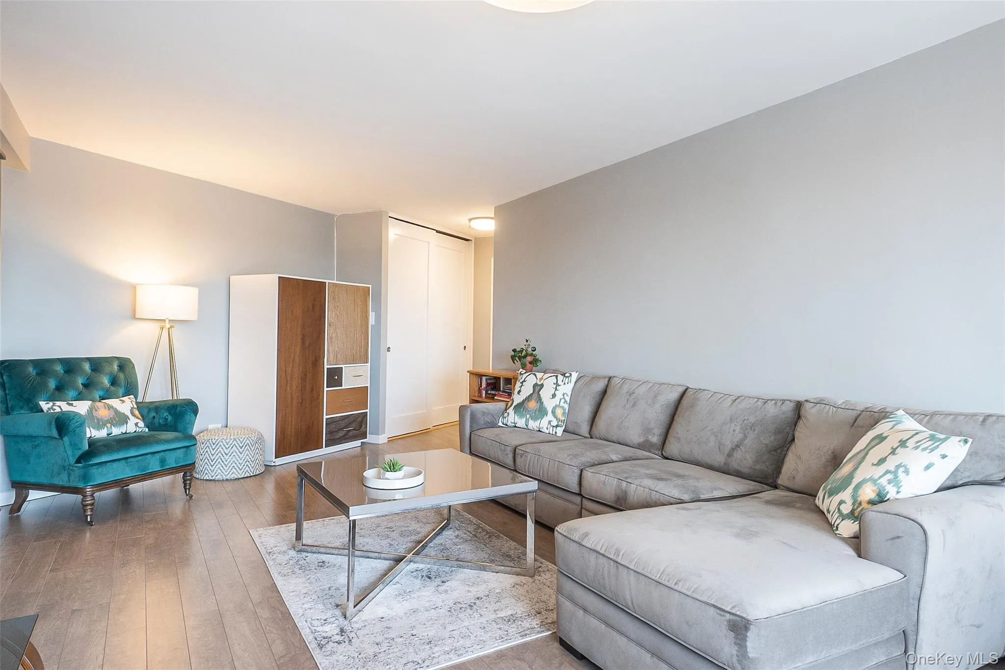 85-15 Main Street, New York, NY, 4 Bedrooms Bedrooms, 9 Rooms Rooms,2 BathroomsBathrooms,Residential,For Rent,Main,0,1041418 85-15 Main Street, New York, NY, 4 Bedrooms Bedrooms, 9 Rooms Rooms,2 BathroomsBathrooms,Residential,For Rent,Main,0,1041418