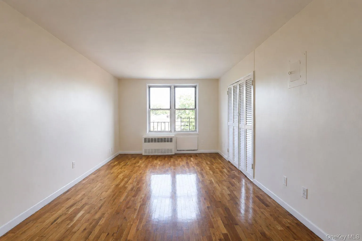 59-30 108th Street, New York, NY, 1 Bedroom Bedrooms, 5 Rooms Rooms,1 BathroomBathrooms,Residential,For Rent,108th,0,1041421 59-30 108th Street, New York, NY, 1 Bedroom Bedrooms, 5 Rooms Rooms,1 BathroomBathrooms,Residential,For Rent,108th,0,1041421