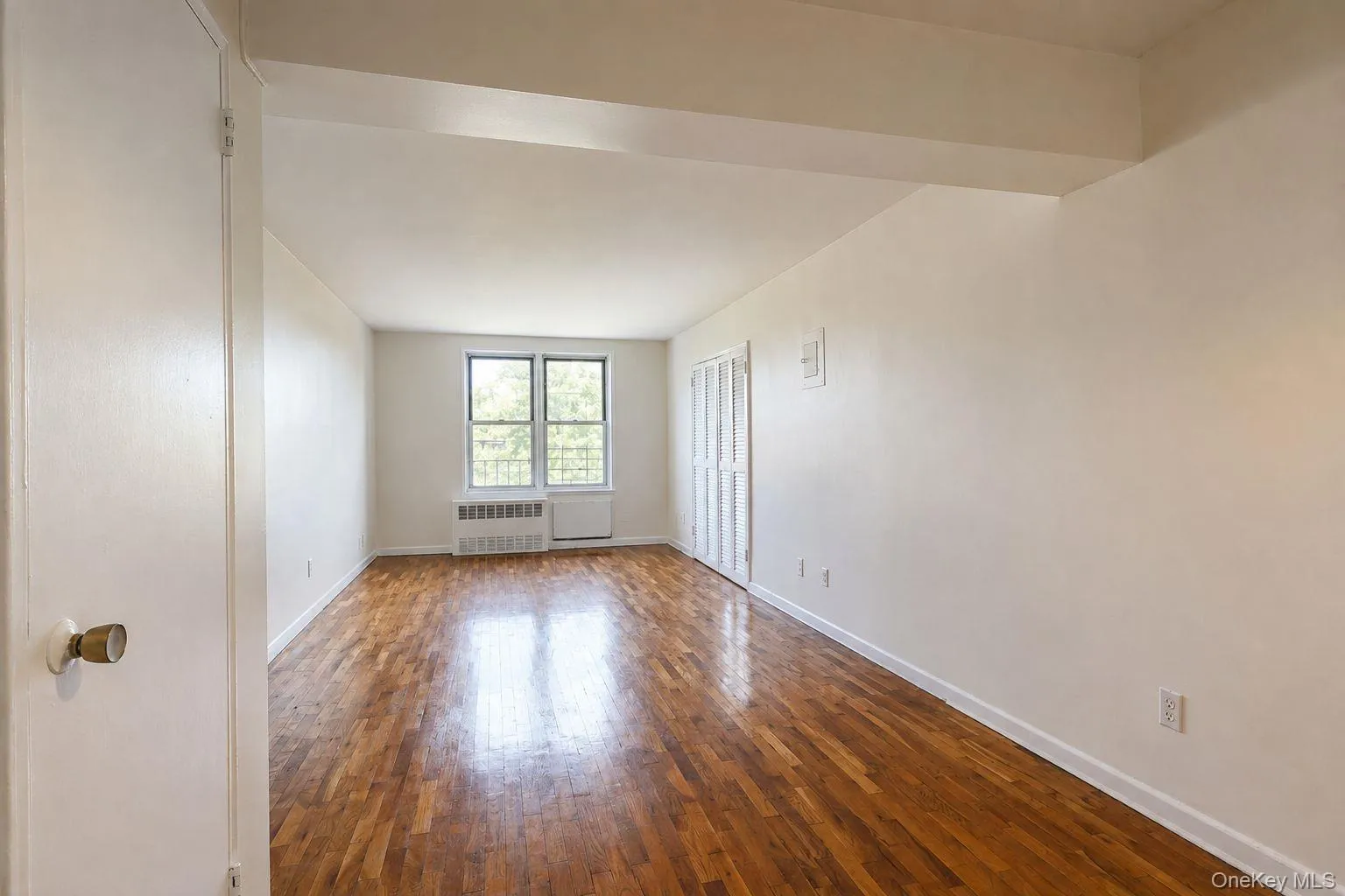 59-30 108th Street, New York, NY, 1 Bedroom Bedrooms, 5 Rooms Rooms,1 BathroomBathrooms,Residential,For Rent,108th,0,1041421 59-30 108th Street, New York, NY, 1 Bedroom Bedrooms, 5 Rooms Rooms,1 BathroomBathrooms,Residential,For Rent,108th,0,1041421