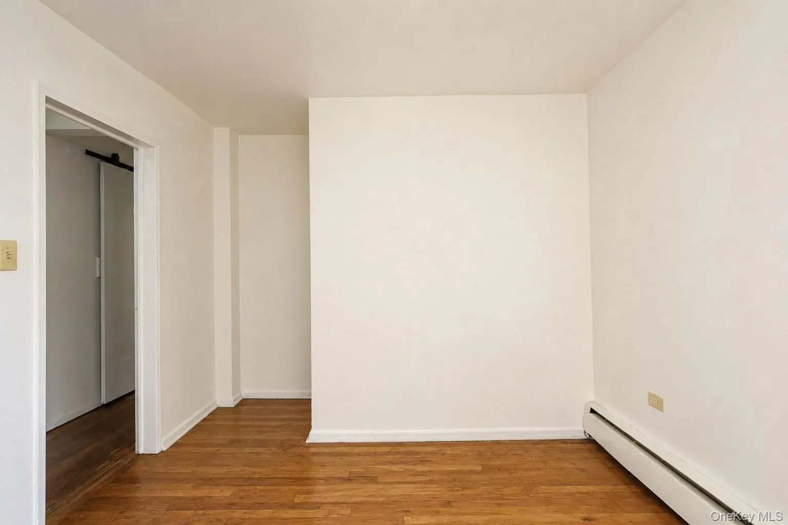 99-35 59th Avenue, New York, NY, 2 Bedrooms Bedrooms, 6 Rooms Rooms,1 BathroomBathrooms,Residential,For Rent,59th,0,1041424 99-35 59th Avenue, New York, NY, 2 Bedrooms Bedrooms, 6 Rooms Rooms,1 BathroomBathrooms,Residential,For Rent,59th,0,1041424