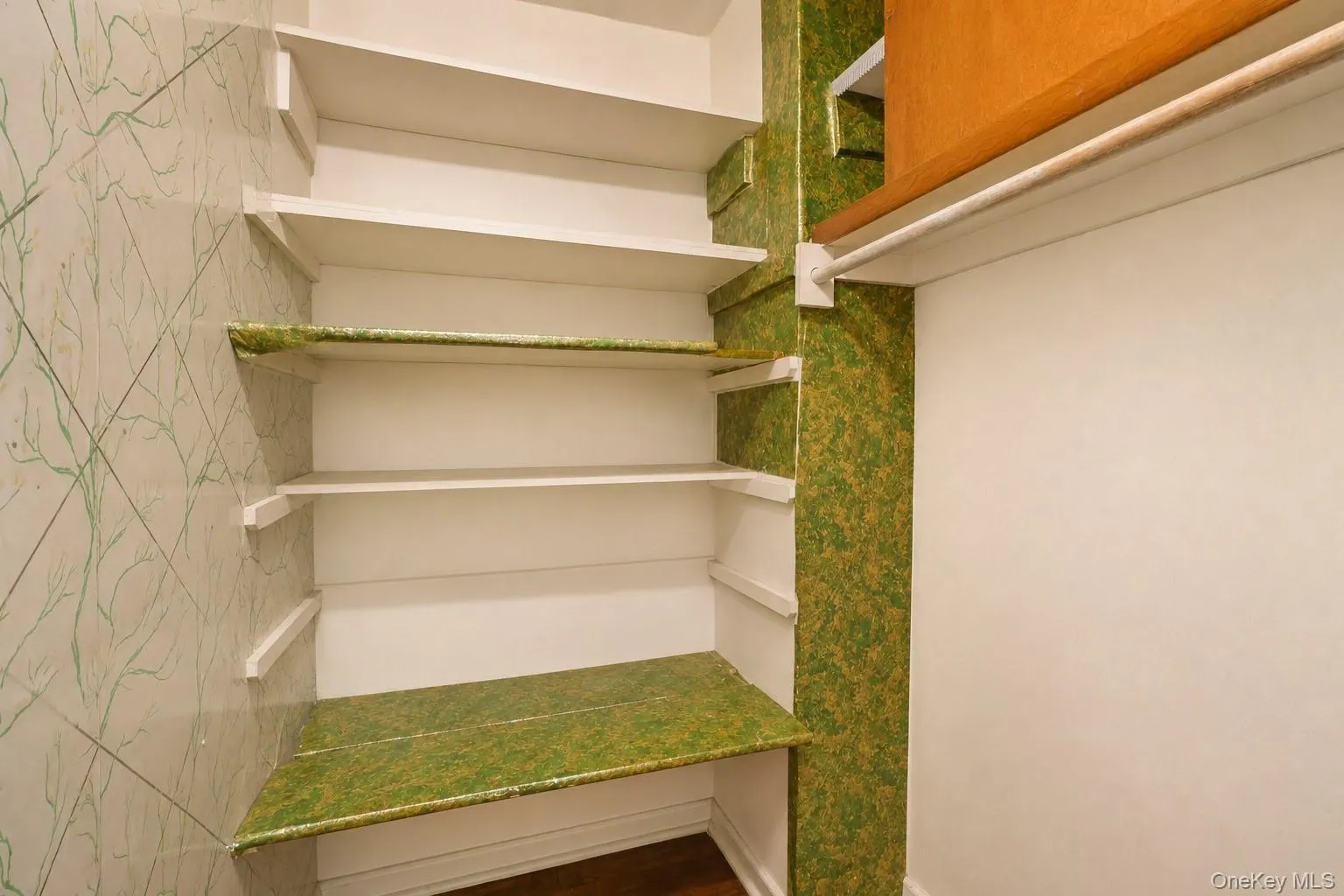 99-35 59th Avenue, New York, NY, 2 Bedrooms Bedrooms, 6 Rooms Rooms,1 BathroomBathrooms,Residential,For Rent,59th,0,1041424 99-35 59th Avenue, New York, NY, 2 Bedrooms Bedrooms, 6 Rooms Rooms,1 BathroomBathrooms,Residential,For Rent,59th,0,1041424