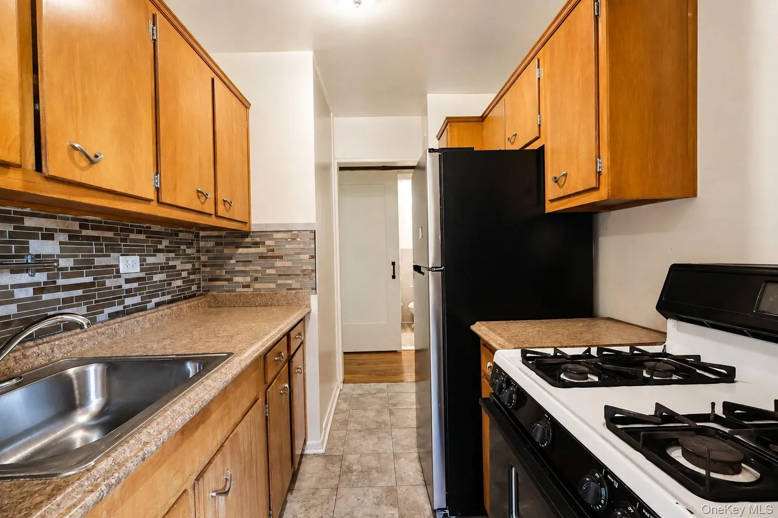 99-35 59th Avenue, New York, NY, 2 Bedrooms Bedrooms, 6 Rooms Rooms,1 BathroomBathrooms,Residential,For Rent,59th,0,1041424 99-35 59th Avenue, New York, NY, 2 Bedrooms Bedrooms, 6 Rooms Rooms,1 BathroomBathrooms,Residential,For Rent,59th,0,1041424