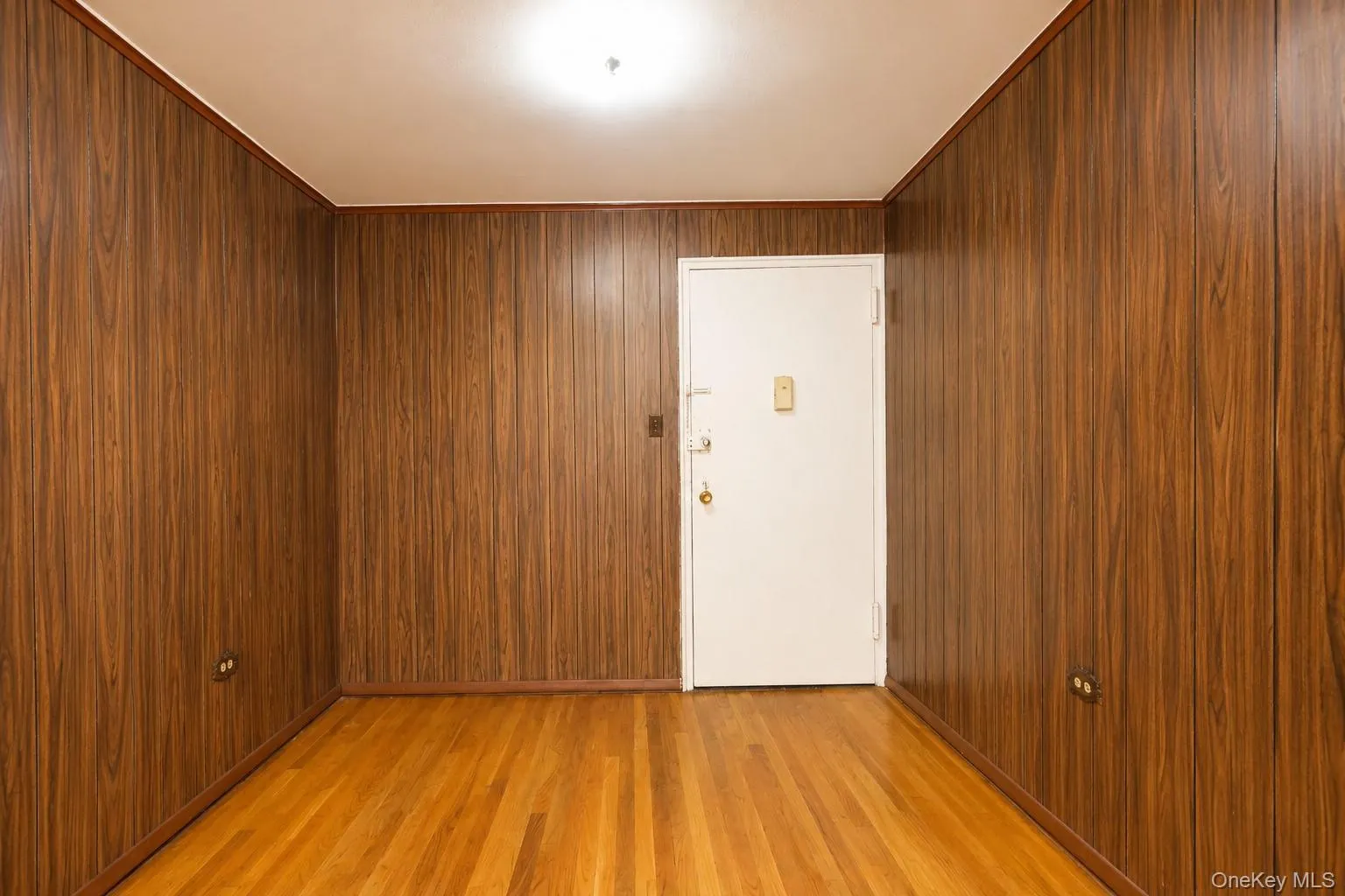 99-35 59th Avenue, New York, NY, 2 Bedrooms Bedrooms, 6 Rooms Rooms,1 BathroomBathrooms,Residential,For Rent,59th,0,1041424 99-35 59th Avenue, New York, NY, 2 Bedrooms Bedrooms, 6 Rooms Rooms,1 BathroomBathrooms,Residential,For Rent,59th,0,1041424