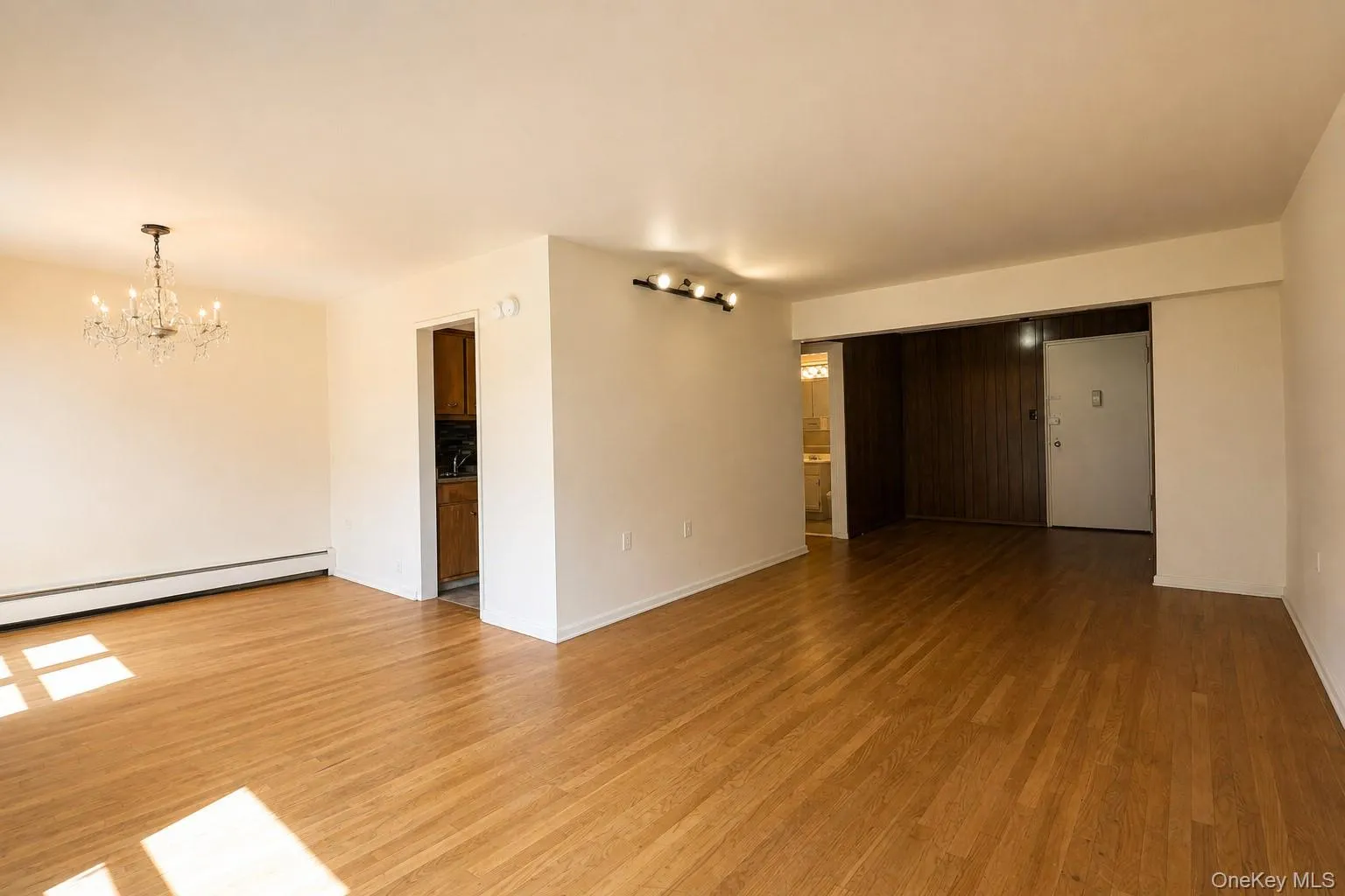 99-35 59th Avenue, New York, NY, 2 Bedrooms Bedrooms, 6 Rooms Rooms,1 BathroomBathrooms,Residential,For Rent,59th,0,1041424 99-35 59th Avenue, New York, NY, 2 Bedrooms Bedrooms, 6 Rooms Rooms,1 BathroomBathrooms,Residential,For Rent,59th,0,1041424