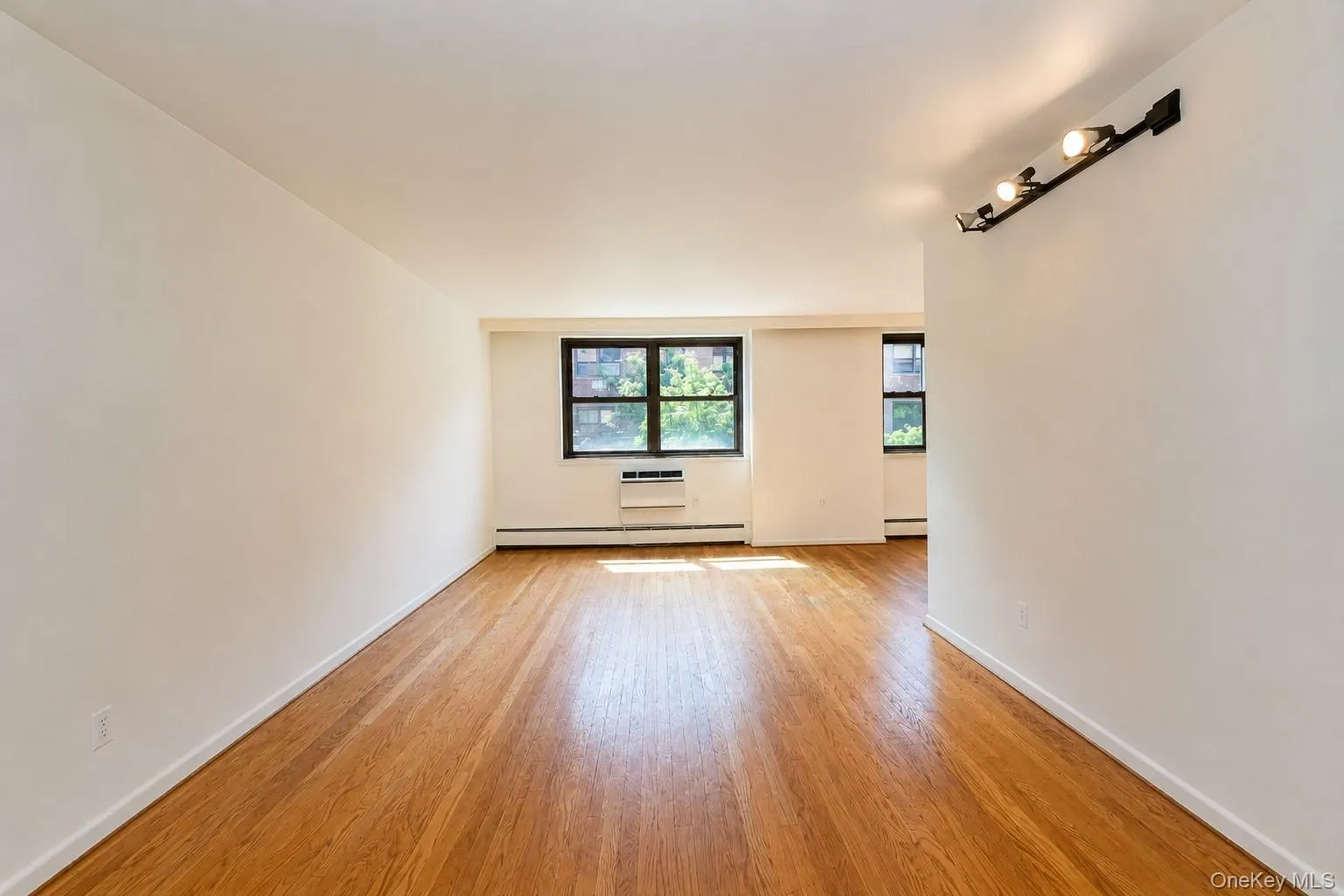 99-35 59th Avenue, New York, NY, 2 Bedrooms Bedrooms, 6 Rooms Rooms,1 BathroomBathrooms,Residential,For Rent,59th,0,1041424 99-35 59th Avenue, New York, NY, 2 Bedrooms Bedrooms, 6 Rooms Rooms,1 BathroomBathrooms,Residential,For Rent,59th,0,1041424