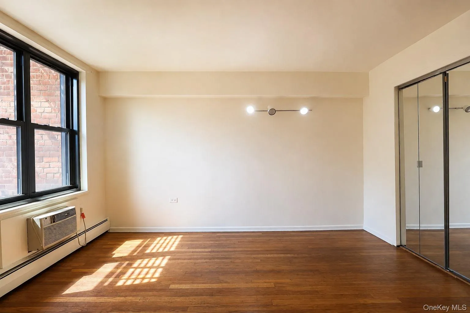 99-35 59th Avenue, New York, NY, 2 Bedrooms Bedrooms, 6 Rooms Rooms,1 BathroomBathrooms,Residential,For Rent,59th,0,1041424 99-35 59th Avenue, New York, NY, 2 Bedrooms Bedrooms, 6 Rooms Rooms,1 BathroomBathrooms,Residential,For Rent,59th,0,1041424