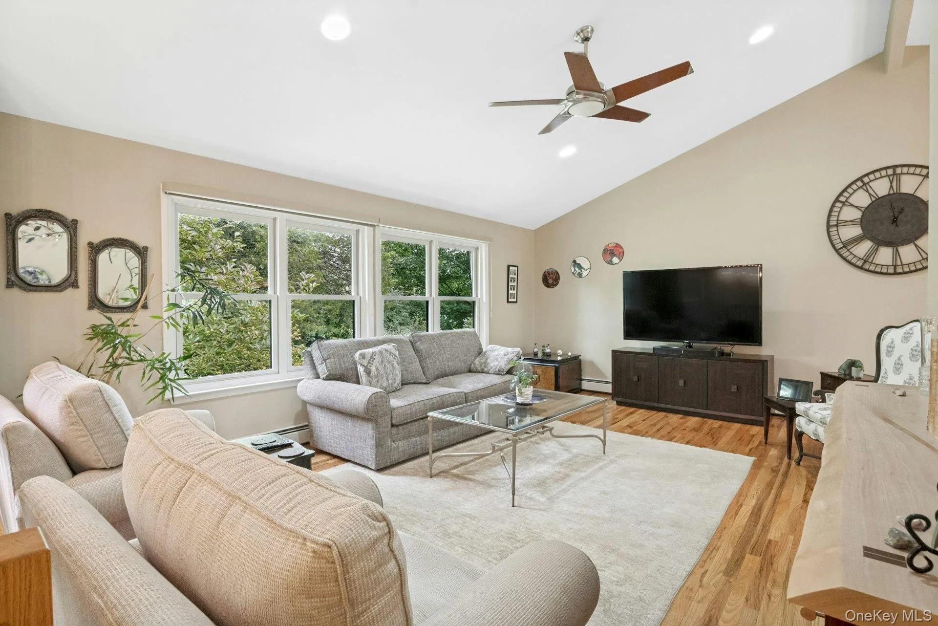 2 Lakeview Avenue, Cortlandt, NY, 4 Bedrooms Bedrooms, 10 Rooms Rooms,2 BathroomsBathrooms,Residential,For Rent,Lakeview,0,1041426 2 Lakeview Avenue, Cortlandt, NY, 4 Bedrooms Bedrooms, 10 Rooms Rooms,2 BathroomsBathrooms,Residential,For Rent,Lakeview,0,1041426