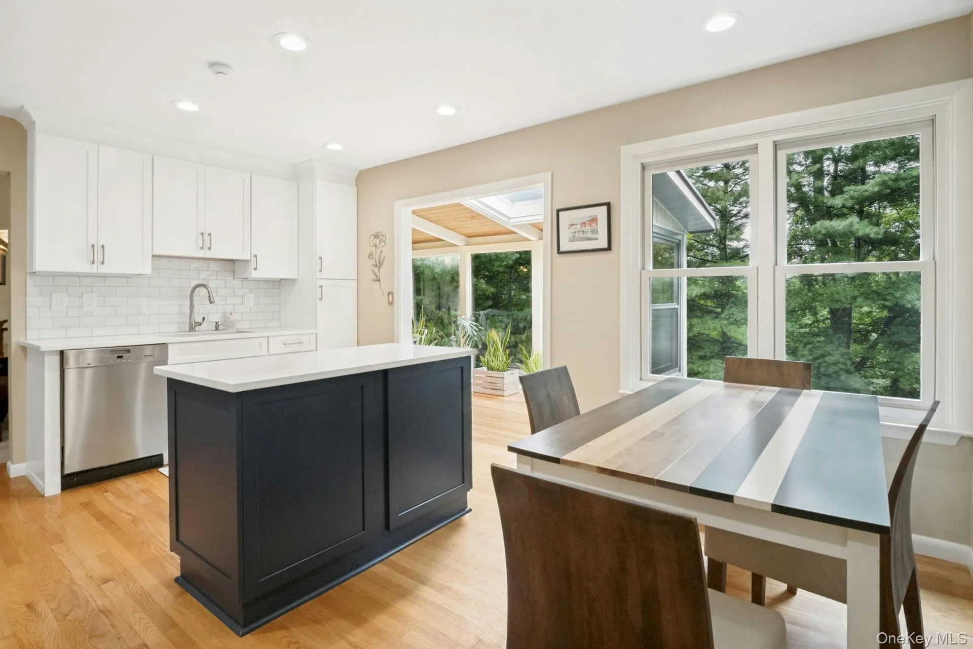 2 Lakeview Avenue, Cortlandt, NY, 4 Bedrooms Bedrooms, 10 Rooms Rooms,2 BathroomsBathrooms,Residential,For Rent,Lakeview,0,1041426 2 Lakeview Avenue, Cortlandt, NY, 4 Bedrooms Bedrooms, 10 Rooms Rooms,2 BathroomsBathrooms,Residential,For Rent,Lakeview,0,1041426