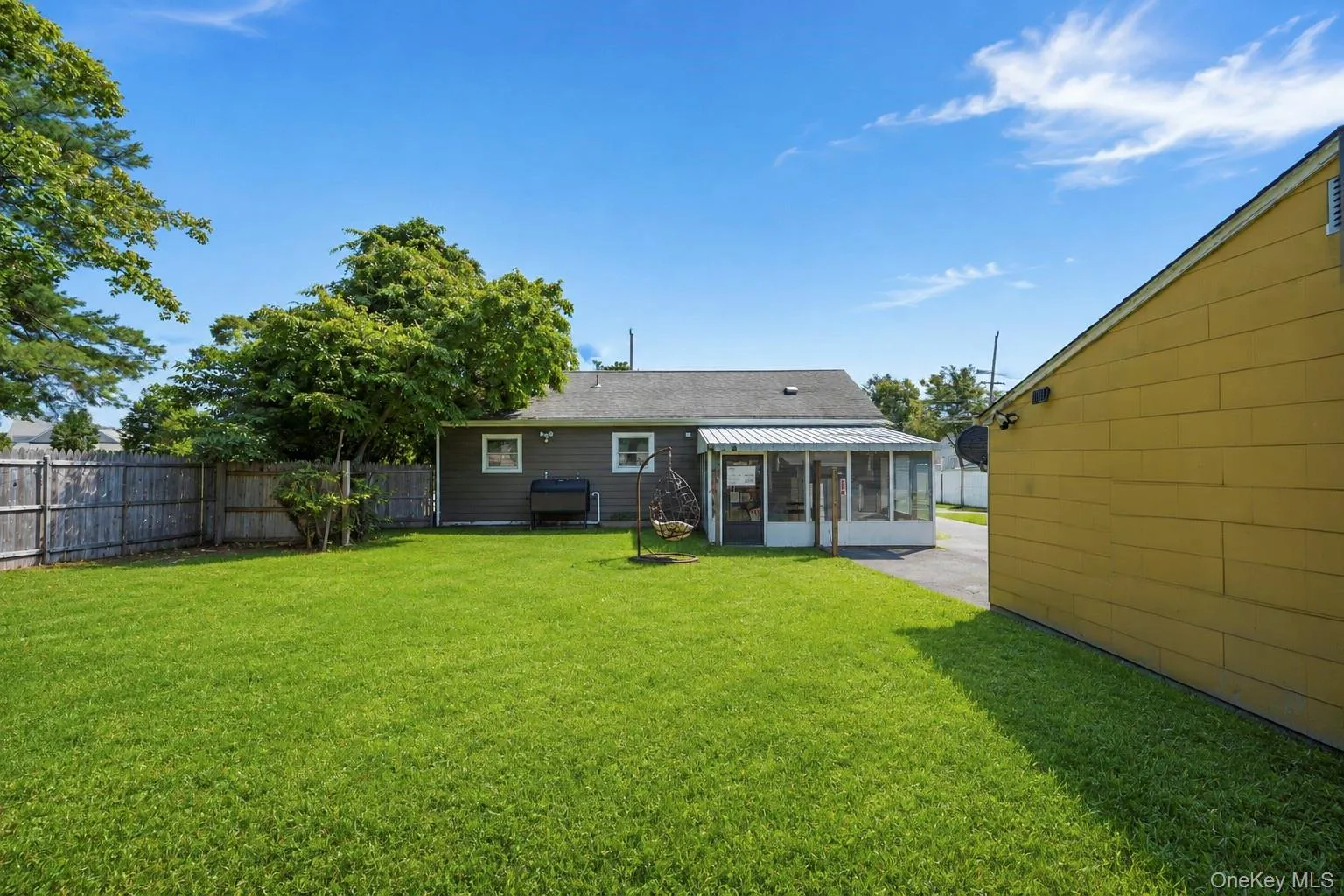 666 Rosevale Avenue, Islip, NY, 3 Bedrooms Bedrooms, 5 Rooms Rooms,3 BathroomsBathrooms,Residential,For Rent,Rosevale,0,1041427 666 Rosevale Avenue, Islip, NY, 3 Bedrooms Bedrooms, 5 Rooms Rooms,3 BathroomsBathrooms,Residential,For Rent,Rosevale,0,1041427