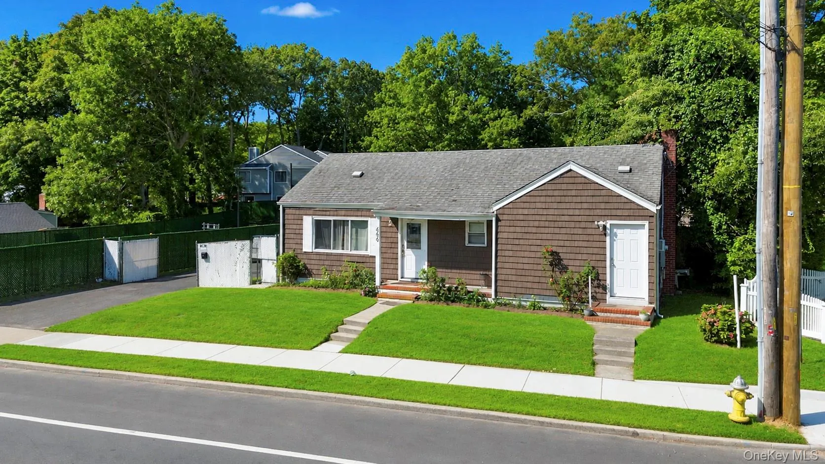 666 Rosevale Avenue, Islip, NY, 3 Bedrooms Bedrooms, 5 Rooms Rooms,3 BathroomsBathrooms,Residential,For Rent,Rosevale,0,1041427 666 Rosevale Avenue, Islip, NY, 3 Bedrooms Bedrooms, 5 Rooms Rooms,3 BathroomsBathrooms,Residential,For Rent,Rosevale,0,1041427