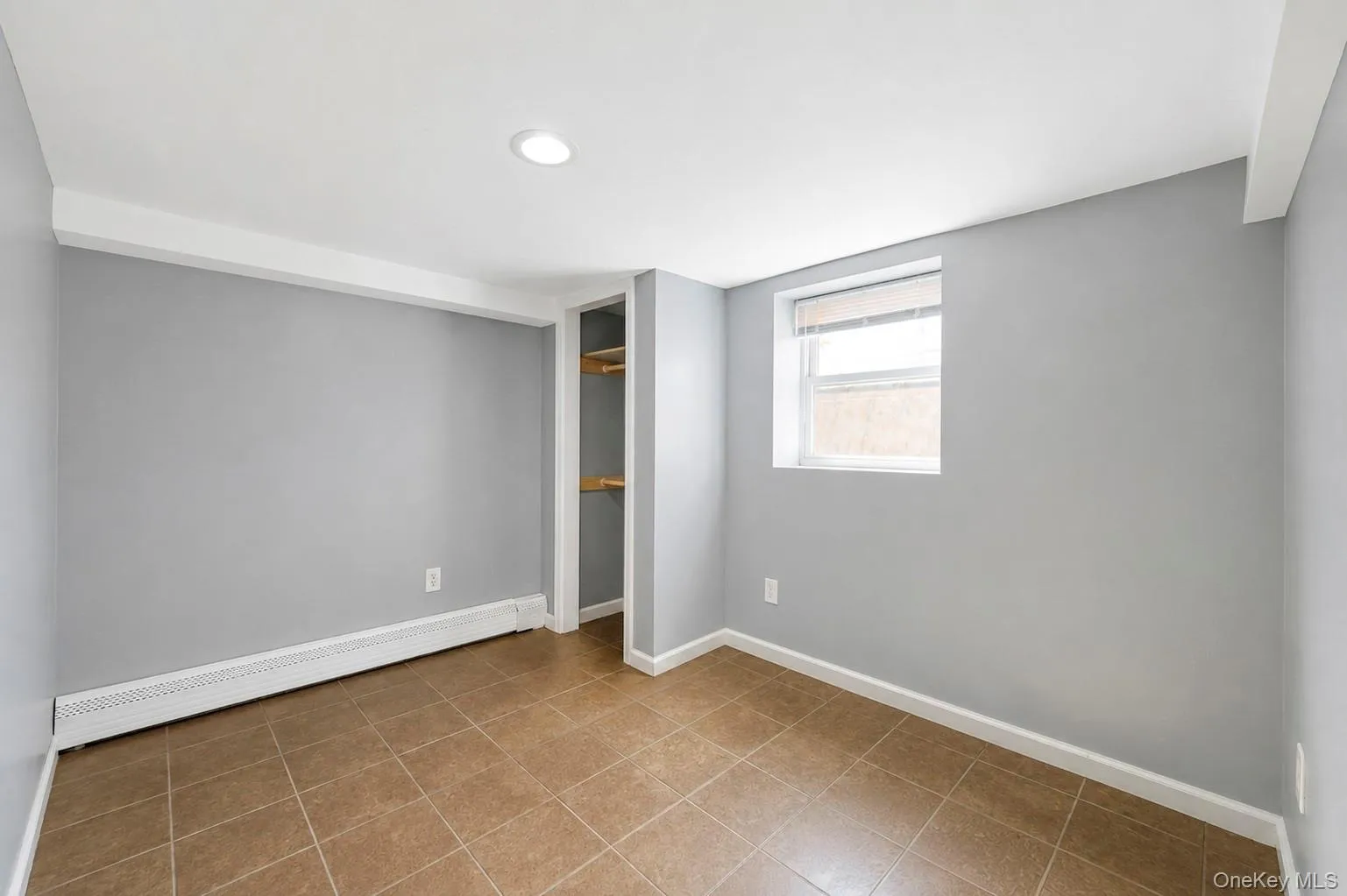 666 Rosevale Avenue, Islip, NY, 3 Bedrooms Bedrooms, 5 Rooms Rooms,3 BathroomsBathrooms,Residential,For Rent,Rosevale,0,1041427 666 Rosevale Avenue, Islip, NY, 3 Bedrooms Bedrooms, 5 Rooms Rooms,3 BathroomsBathrooms,Residential,For Rent,Rosevale,0,1041427