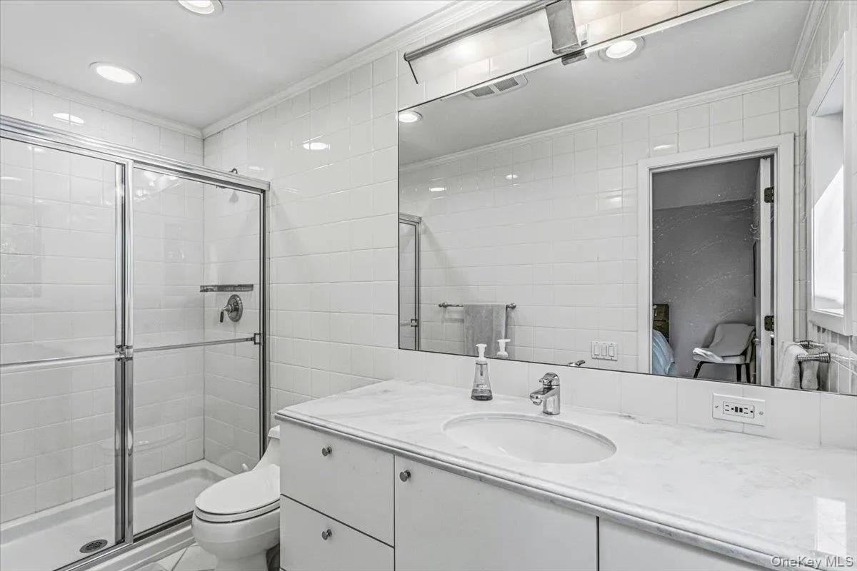 3 Quantuck Bay Lane, Southampton, NY, 4 Bedrooms Bedrooms, 18 Rooms Rooms,4 BathroomsBathrooms,Residential,For Rent,Quantuck Bay,0,1041432 3 Quantuck Bay Lane, Southampton, NY, 4 Bedrooms Bedrooms, 18 Rooms Rooms,4 BathroomsBathrooms,Residential,For Rent,Quantuck Bay,0,1041432