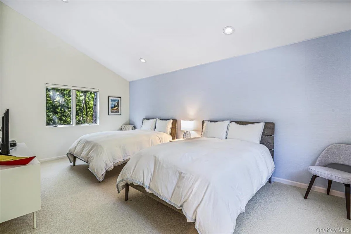 3 Quantuck Bay Lane, Southampton, NY, 4 Bedrooms Bedrooms, 18 Rooms Rooms,4 BathroomsBathrooms,Residential,For Rent,Quantuck Bay,0,1041432 3 Quantuck Bay Lane, Southampton, NY, 4 Bedrooms Bedrooms, 18 Rooms Rooms,4 BathroomsBathrooms,Residential,For Rent,Quantuck Bay,0,1041432