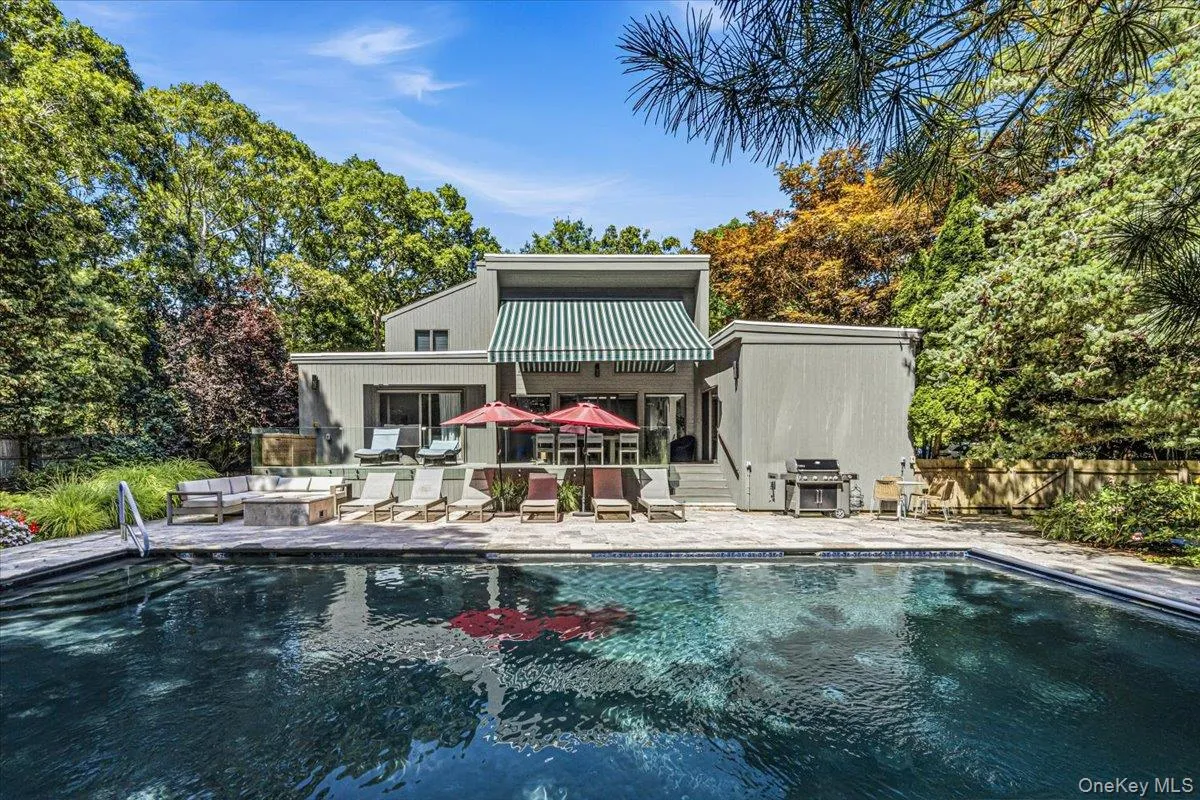3 Quantuck Bay Lane, Southampton, NY, 4 Bedrooms Bedrooms, 18 Rooms Rooms,4 BathroomsBathrooms,Residential,For Rent,Quantuck Bay,0,1041432 3 Quantuck Bay Lane, Southampton, NY, 4 Bedrooms Bedrooms, 18 Rooms Rooms,4 BathroomsBathrooms,Residential,For Rent,Quantuck Bay,0,1041432