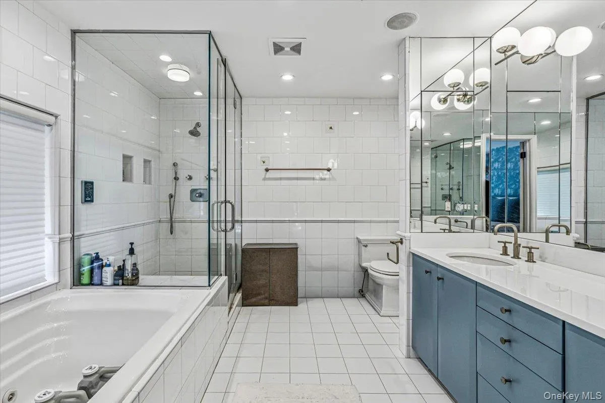 3 Quantuck Bay Lane, Southampton, NY, 4 Bedrooms Bedrooms, 18 Rooms Rooms,4 BathroomsBathrooms,Residential,For Rent,Quantuck Bay,0,1041432 3 Quantuck Bay Lane, Southampton, NY, 4 Bedrooms Bedrooms, 18 Rooms Rooms,4 BathroomsBathrooms,Residential,For Rent,Quantuck Bay,0,1041432