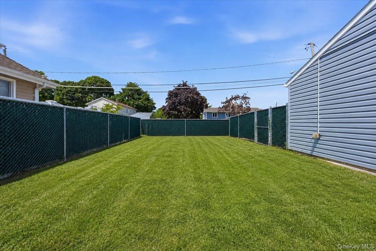 95 Union Street, Hempstead, NY, 3 Bedrooms Bedrooms, 7 Rooms Rooms,2 BathroomsBathrooms,Residential,For Rent,Union,0,1041434 95 Union Street, Hempstead, NY, 3 Bedrooms Bedrooms, 7 Rooms Rooms,2 BathroomsBathrooms,Residential,For Rent,Union,0,1041434