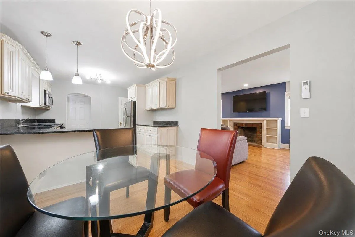 95 Union Street, Hempstead, NY, 3 Bedrooms Bedrooms, 7 Rooms Rooms,2 BathroomsBathrooms,Residential,For Rent,Union,0,1041434 95 Union Street, Hempstead, NY, 3 Bedrooms Bedrooms, 7 Rooms Rooms,2 BathroomsBathrooms,Residential,For Rent,Union,0,1041434