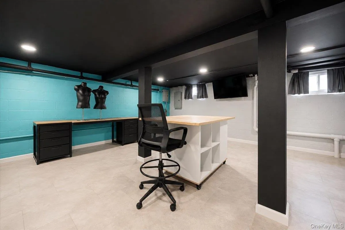 95 Union Street, Hempstead, NY, 3 Bedrooms Bedrooms, 7 Rooms Rooms,2 BathroomsBathrooms,Residential,For Rent,Union,0,1041434 95 Union Street, Hempstead, NY, 3 Bedrooms Bedrooms, 7 Rooms Rooms,2 BathroomsBathrooms,Residential,For Rent,Union,0,1041434