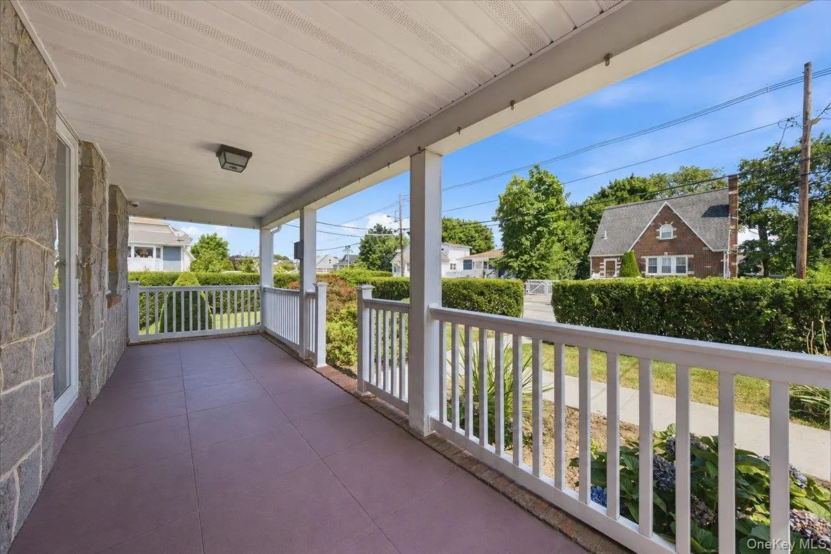 95 Union Street, Hempstead, NY, 3 Bedrooms Bedrooms, 7 Rooms Rooms,2 BathroomsBathrooms,Residential,For Rent,Union,0,1041434 95 Union Street, Hempstead, NY, 3 Bedrooms Bedrooms, 7 Rooms Rooms,2 BathroomsBathrooms,Residential,For Rent,Union,0,1041434