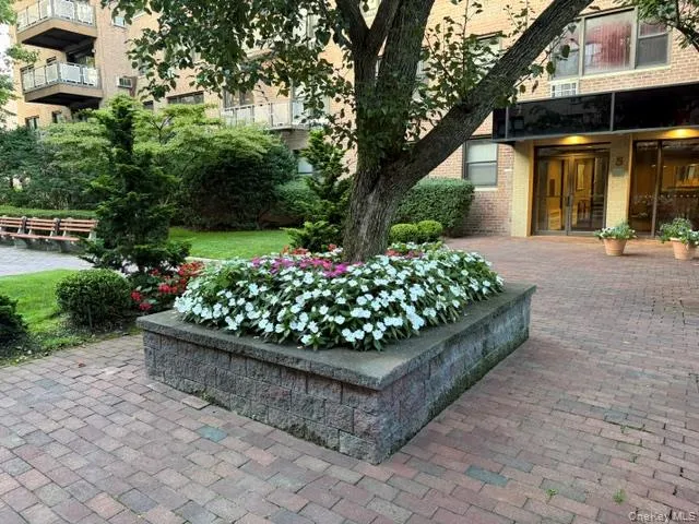 3 Birchwood Court, North Hempstead, NY, 3 Rooms Rooms,1 BathroomBathrooms,Residential,For Rent,Birchwood,0,1041436 3 Birchwood Court, North Hempstead, NY, 3 Rooms Rooms,1 BathroomBathrooms,Residential,For Rent,Birchwood,0,1041436