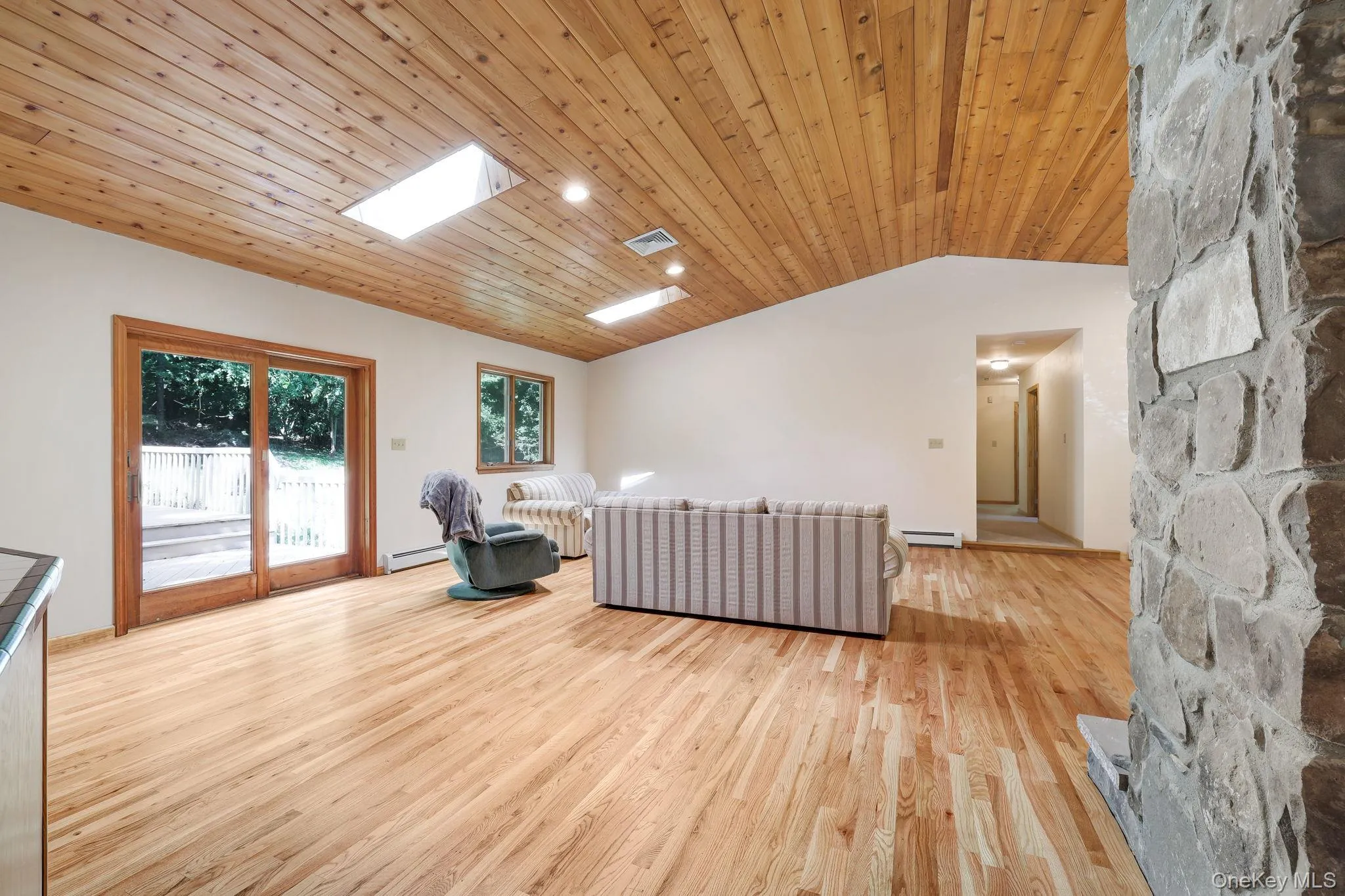 1169 Ridgebury Road, Wawayanda, NY, 4 Bedrooms Bedrooms, 7 Rooms Rooms,2 BathroomsBathrooms,Residential,For Rent,Ridgebury,0,1041438 1169 Ridgebury Road, Wawayanda, NY, 4 Bedrooms Bedrooms, 7 Rooms Rooms,2 BathroomsBathrooms,Residential,For Rent,Ridgebury,0,1041438