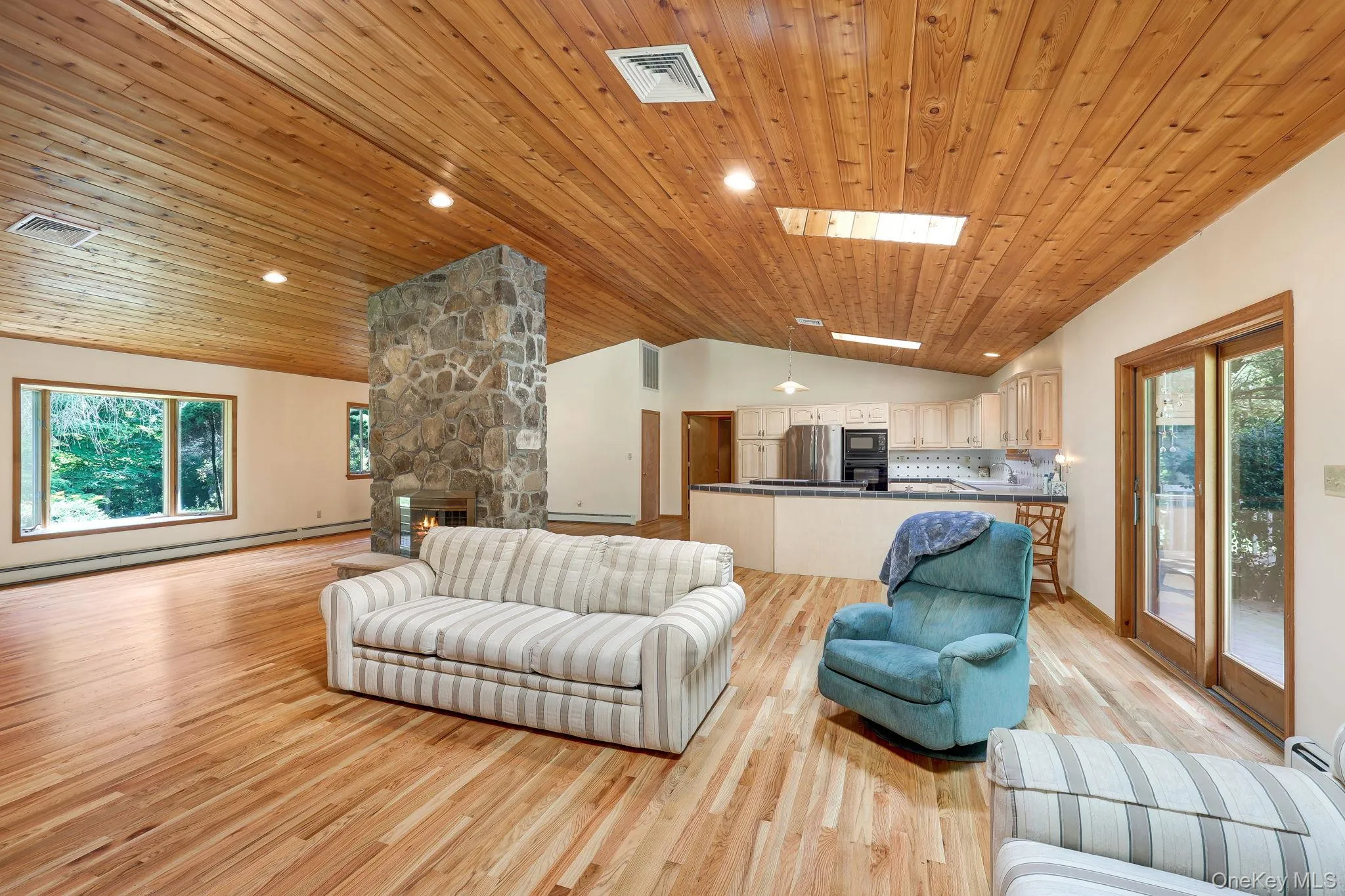 1169 Ridgebury Road, Wawayanda, NY, 4 Bedrooms Bedrooms, 7 Rooms Rooms,2 BathroomsBathrooms,Residential,For Rent,Ridgebury,0,1041438 1169 Ridgebury Road, Wawayanda, NY, 4 Bedrooms Bedrooms, 7 Rooms Rooms,2 BathroomsBathrooms,Residential,For Rent,Ridgebury,0,1041438
