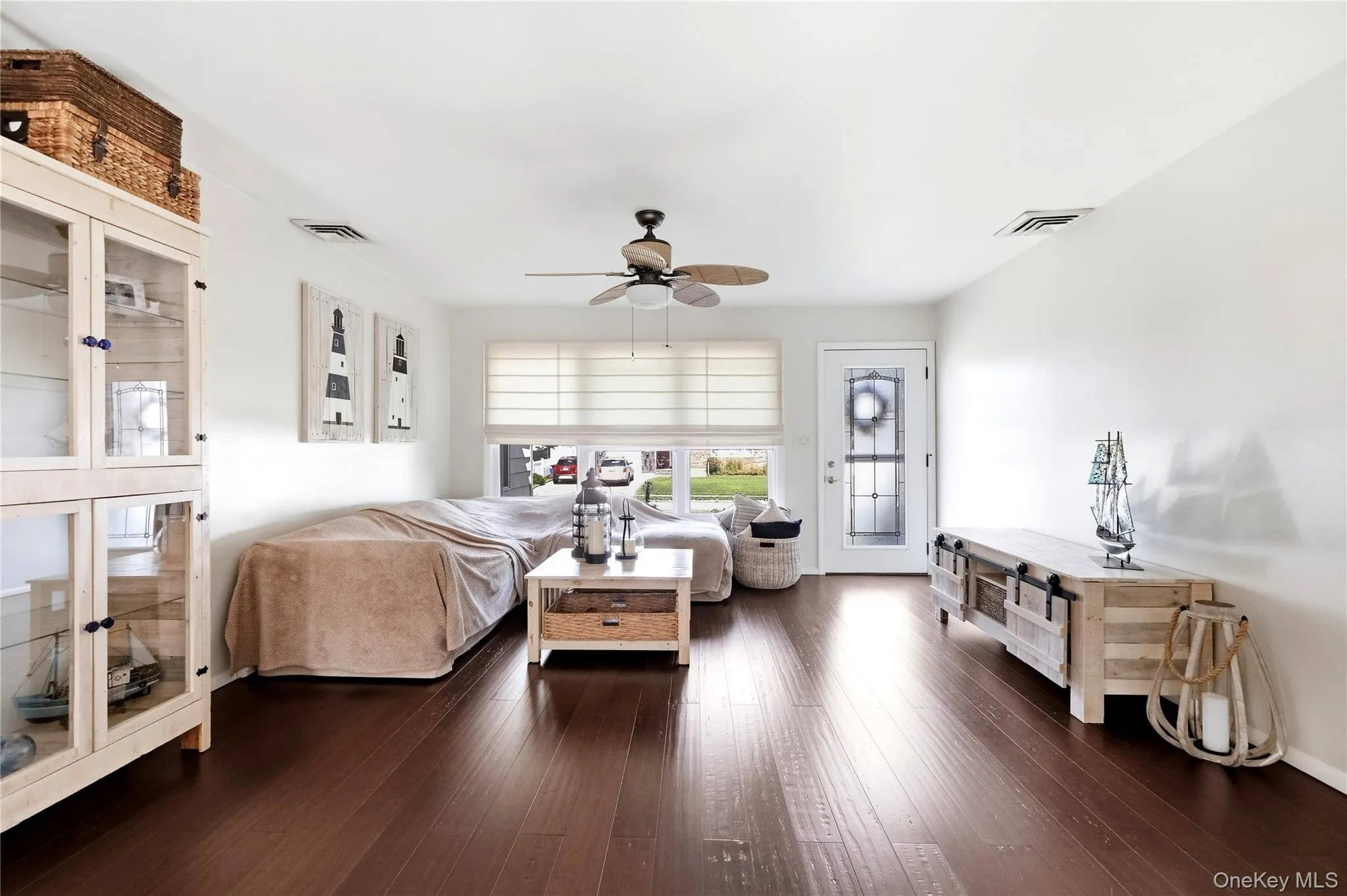 1 Wheeler Court, Babylon, NY, 4 Bedrooms Bedrooms, 12 Rooms Rooms,2 BathroomsBathrooms,Residential,For Rent,Wheeler,0,1041439 1 Wheeler Court, Babylon, NY, 4 Bedrooms Bedrooms, 12 Rooms Rooms,2 BathroomsBathrooms,Residential,For Rent,Wheeler,0,1041439