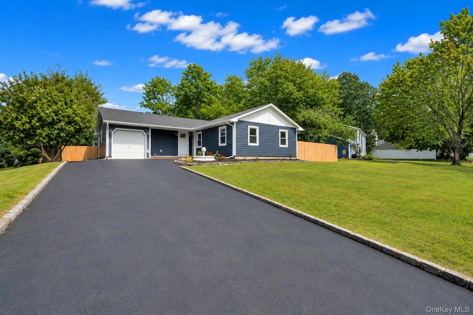 1 Martin Court, Brookhaven, NY, 4 Bedrooms Bedrooms, 6 Rooms Rooms,2 BathroomsBathrooms,Residential,For Rent,Martin,0,1041440 1 Martin Court, Brookhaven, NY, 4 Bedrooms Bedrooms, 6 Rooms Rooms,2 BathroomsBathrooms,Residential,For Rent,Martin,0,1041440