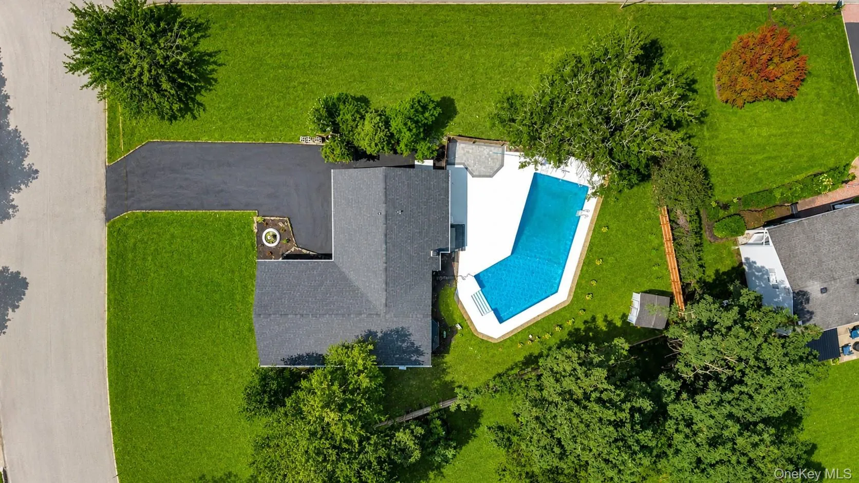 1 Martin Court, Brookhaven, NY, 4 Bedrooms Bedrooms, 6 Rooms Rooms,2 BathroomsBathrooms,Residential,For Rent,Martin,0,1041440 1 Martin Court, Brookhaven, NY, 4 Bedrooms Bedrooms, 6 Rooms Rooms,2 BathroomsBathrooms,Residential,For Rent,Martin,0,1041440